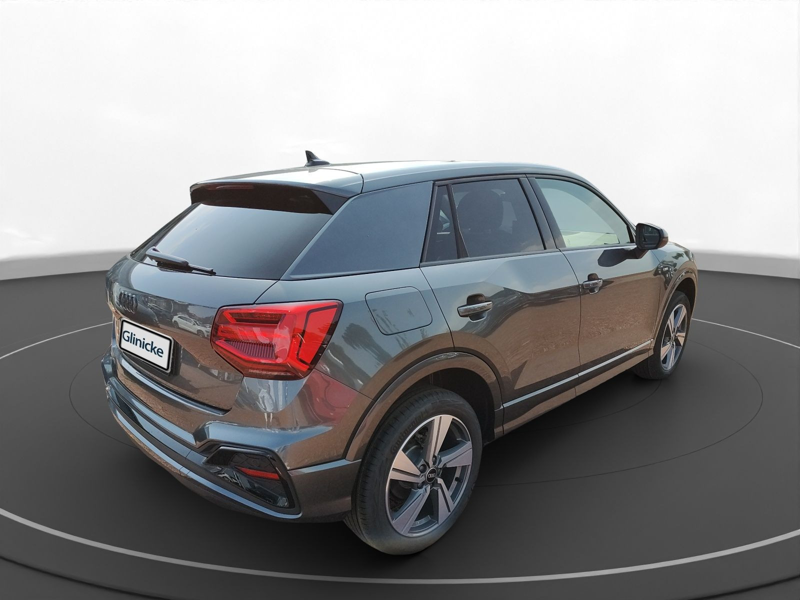 Audi - Q2_10