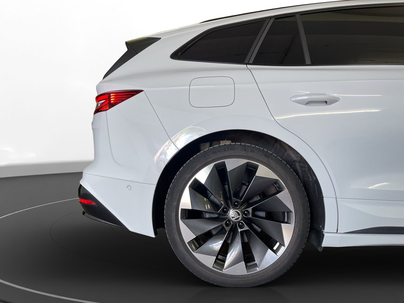 Škoda - Enyaq_16