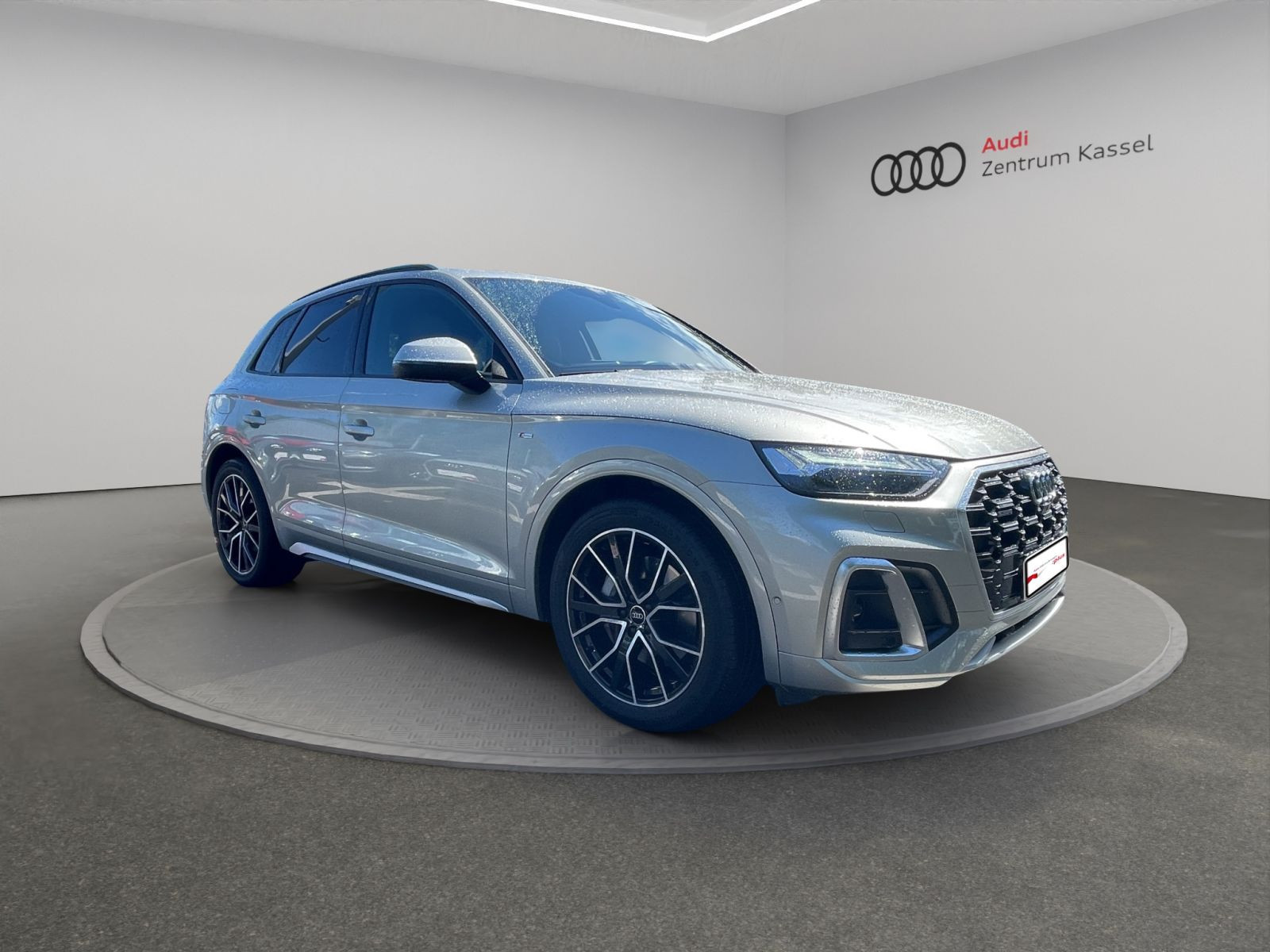 Audi - Q5_7
