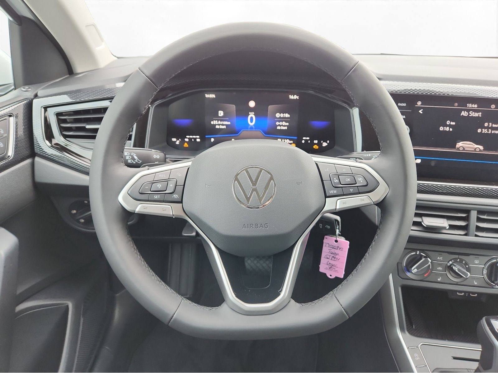 Volkswagen - Taigo_12