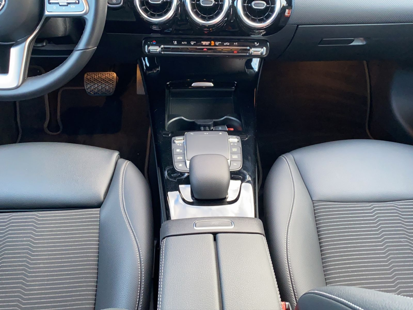 Mercedes-Benz - A 200_15