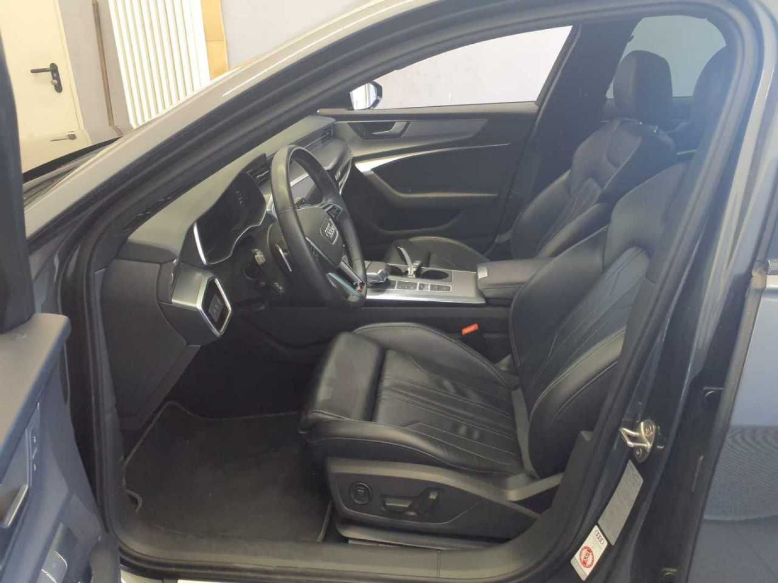 Audi - A6 Avant_3