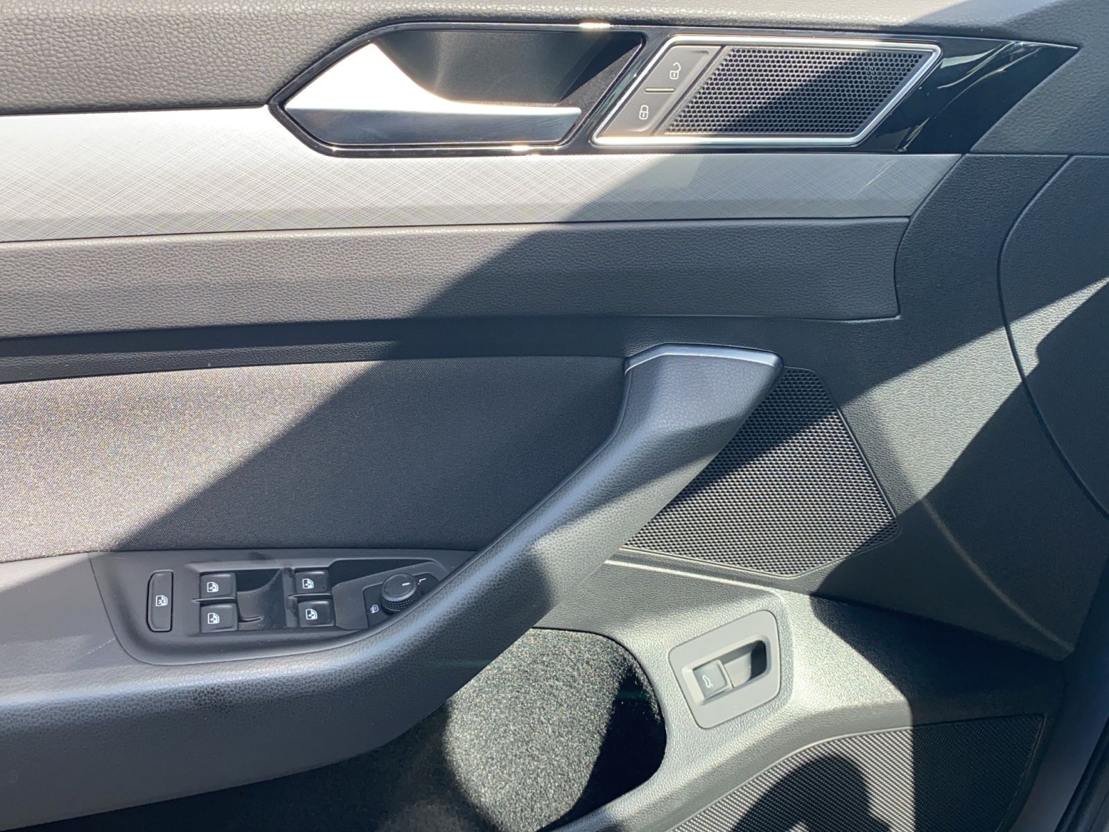 Volkswagen - Passat Variant_14