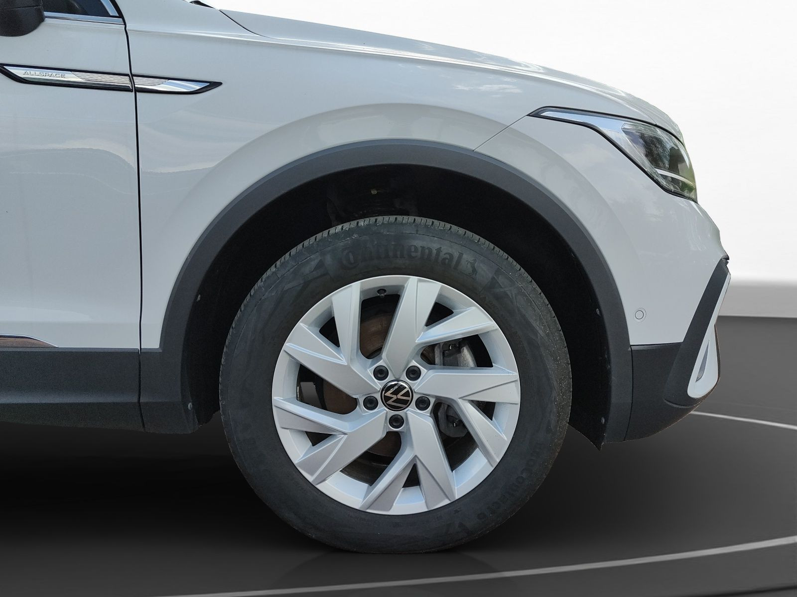 Volkswagen - Tiguan Allspace_14