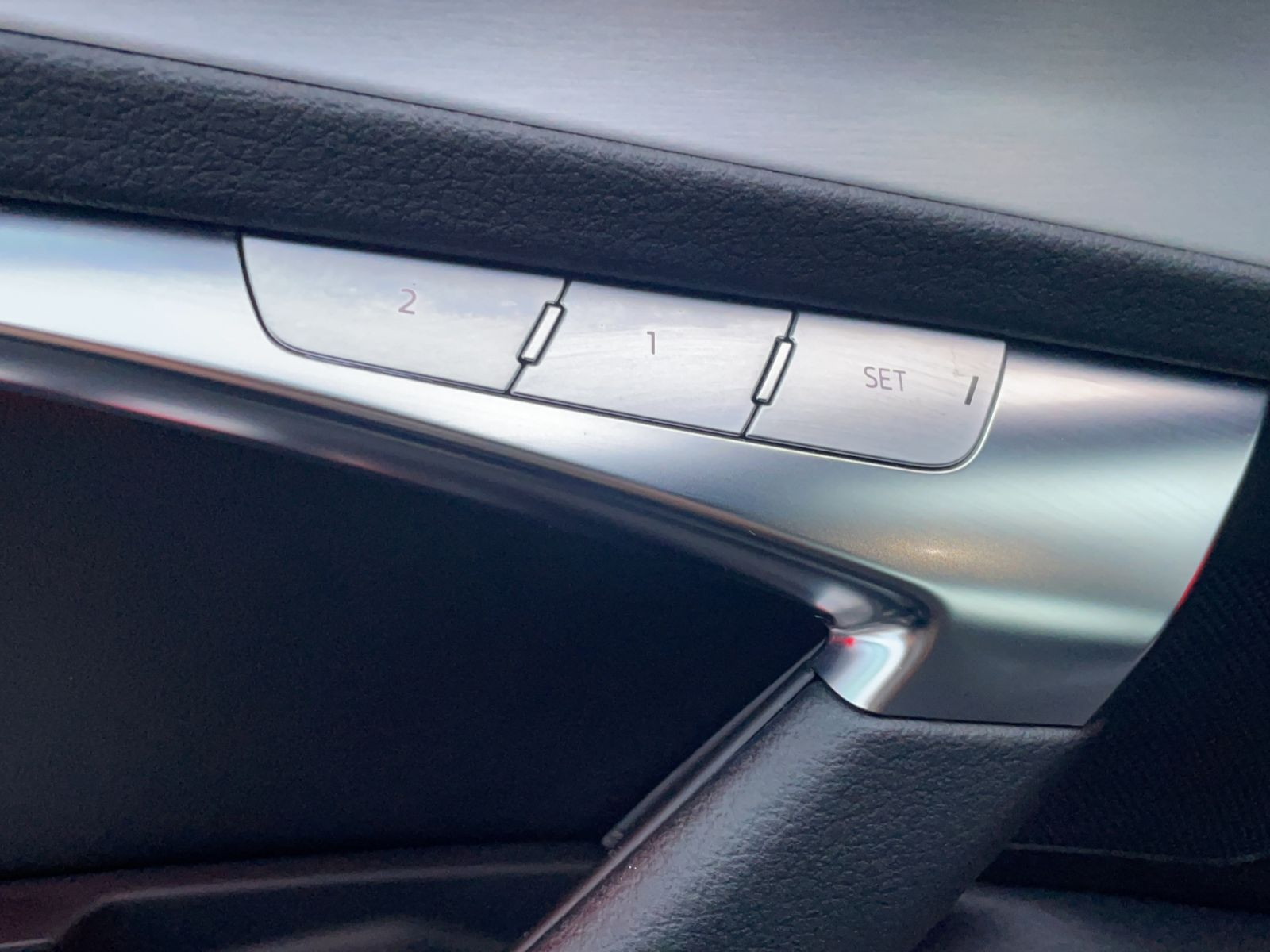 Audi - S6_23