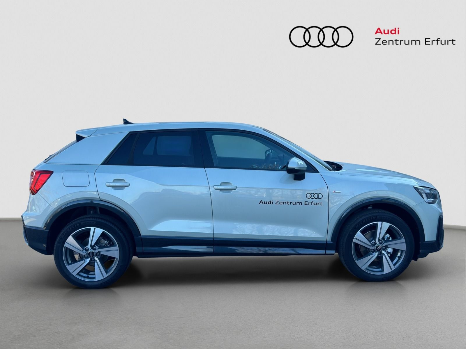 Audi - Q2_7