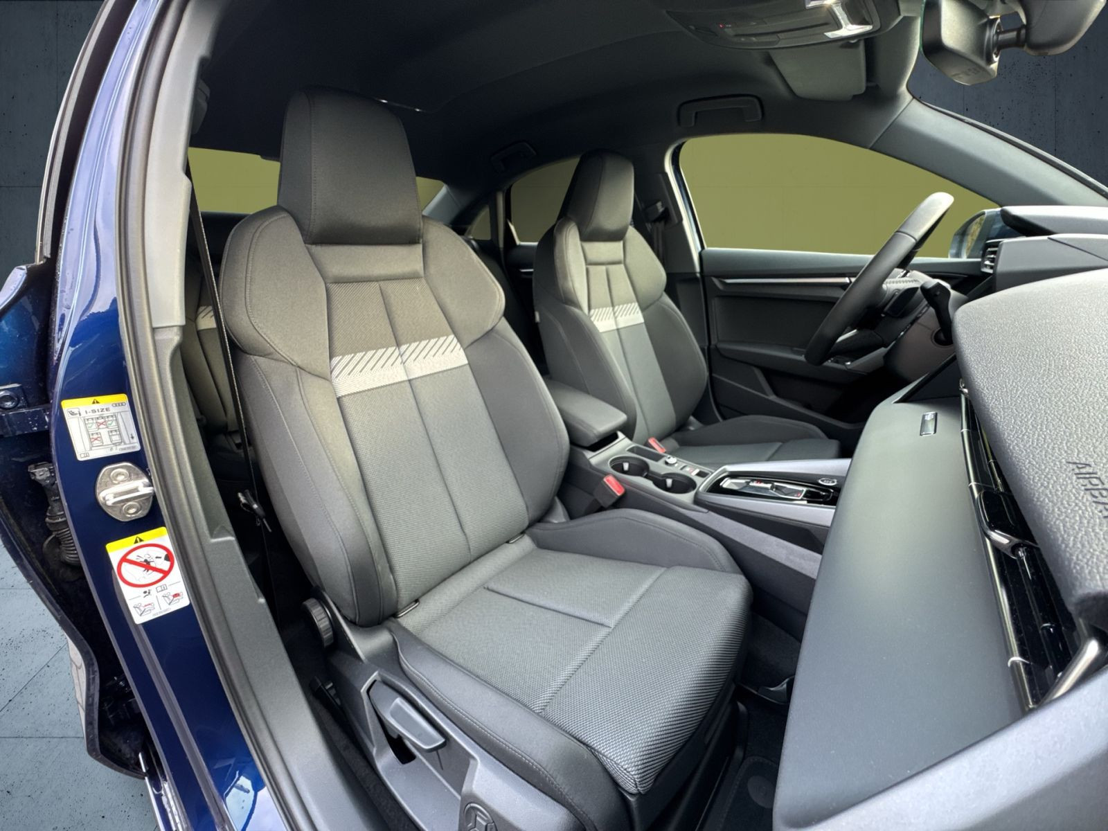 Audi - A3 Limousine_16