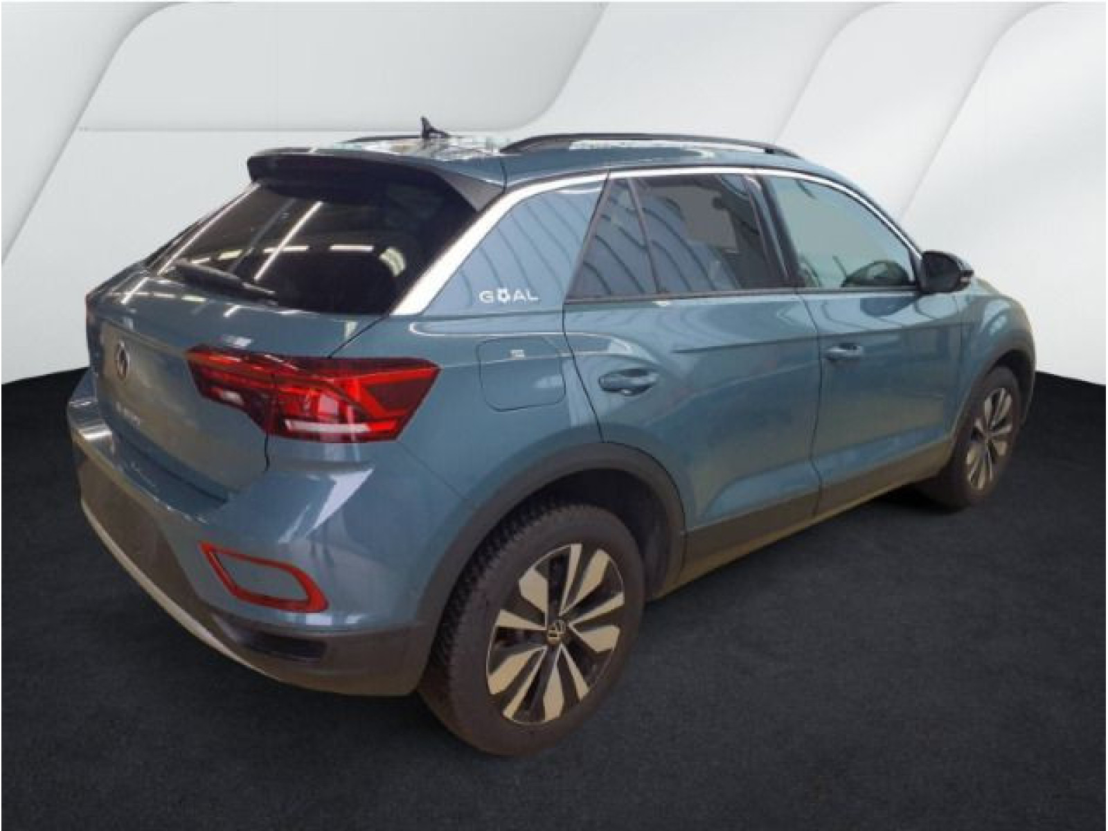 Volkswagen - T-Roc_4