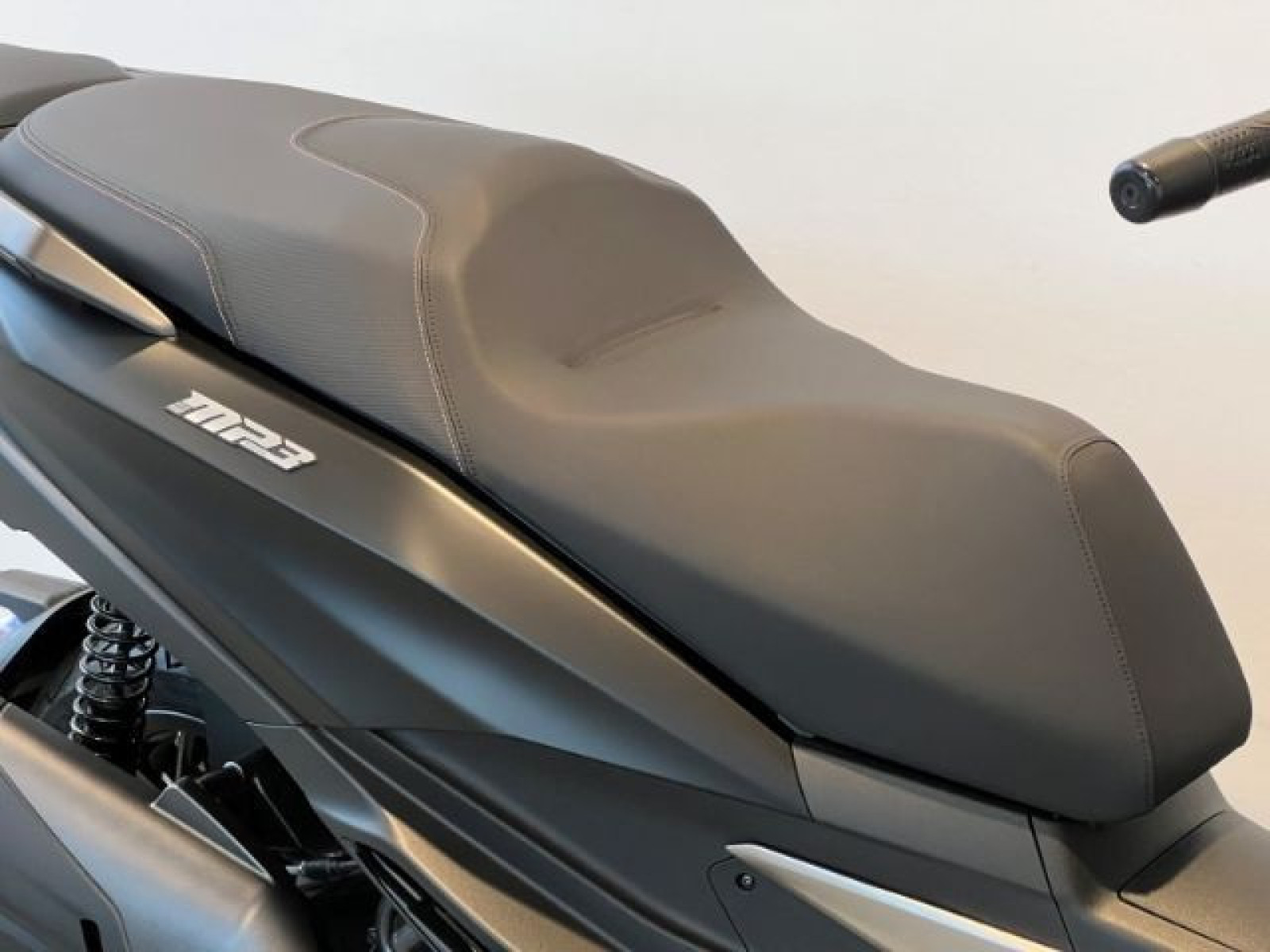 Piaggio - MP3_24