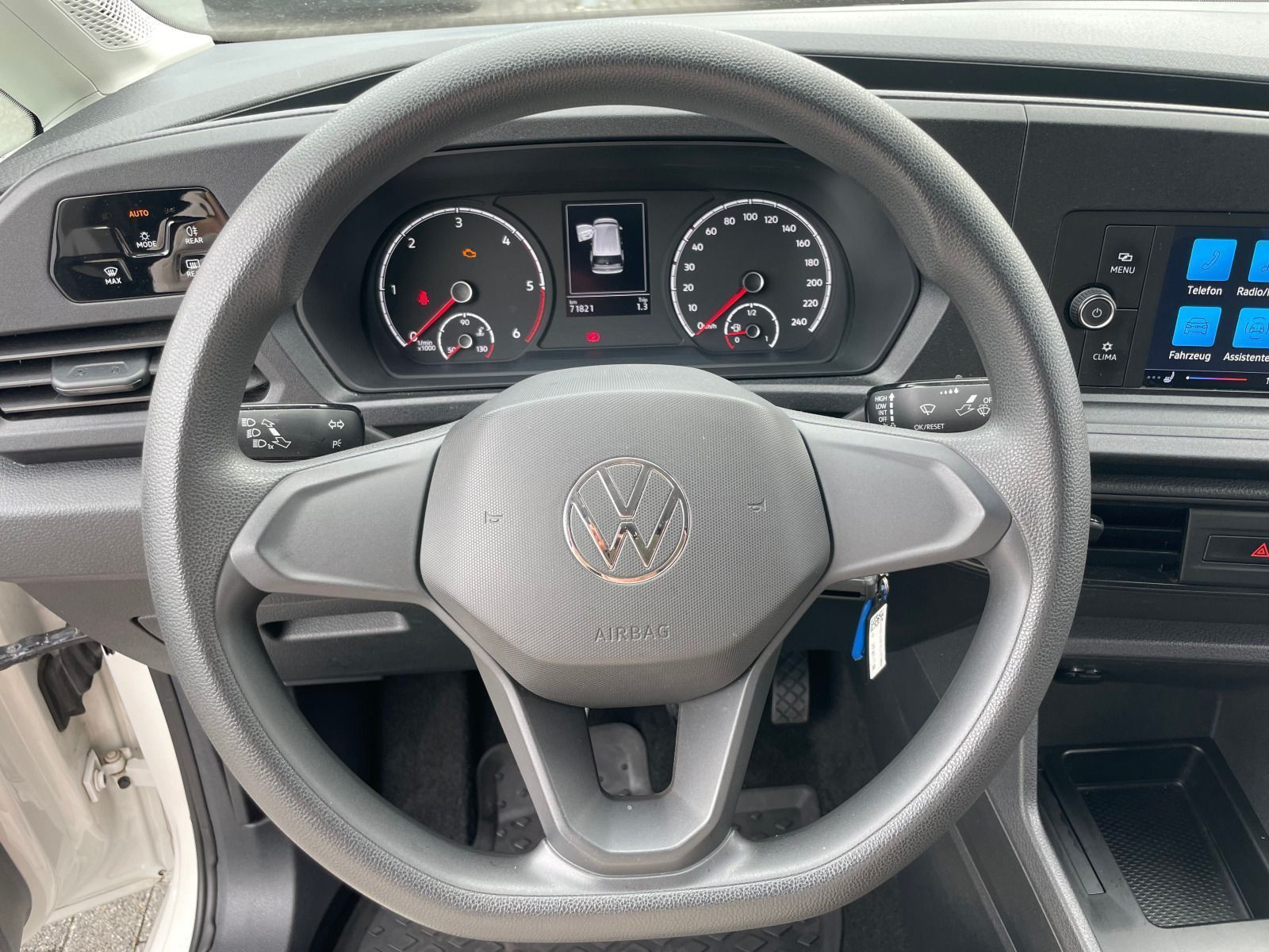 Volkswagen - Caddy Cargo_11