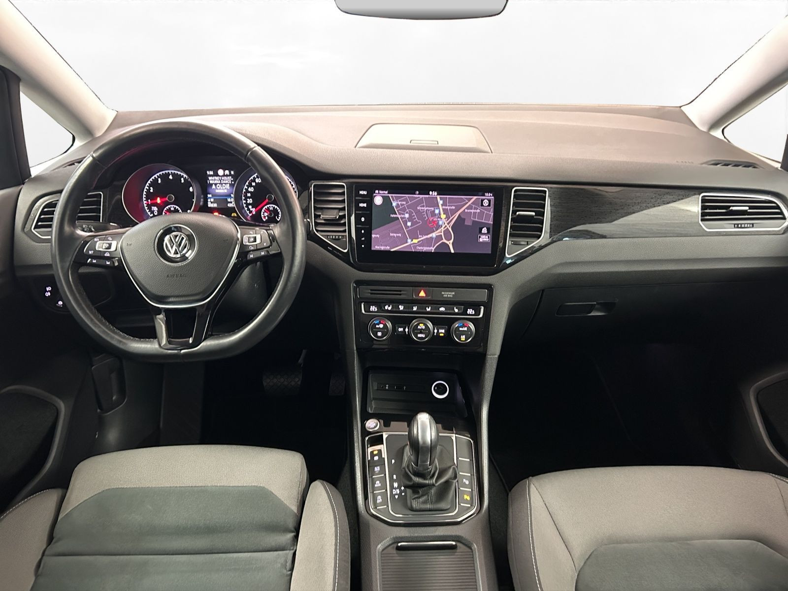Volkswagen - Golf Sportsvan_22