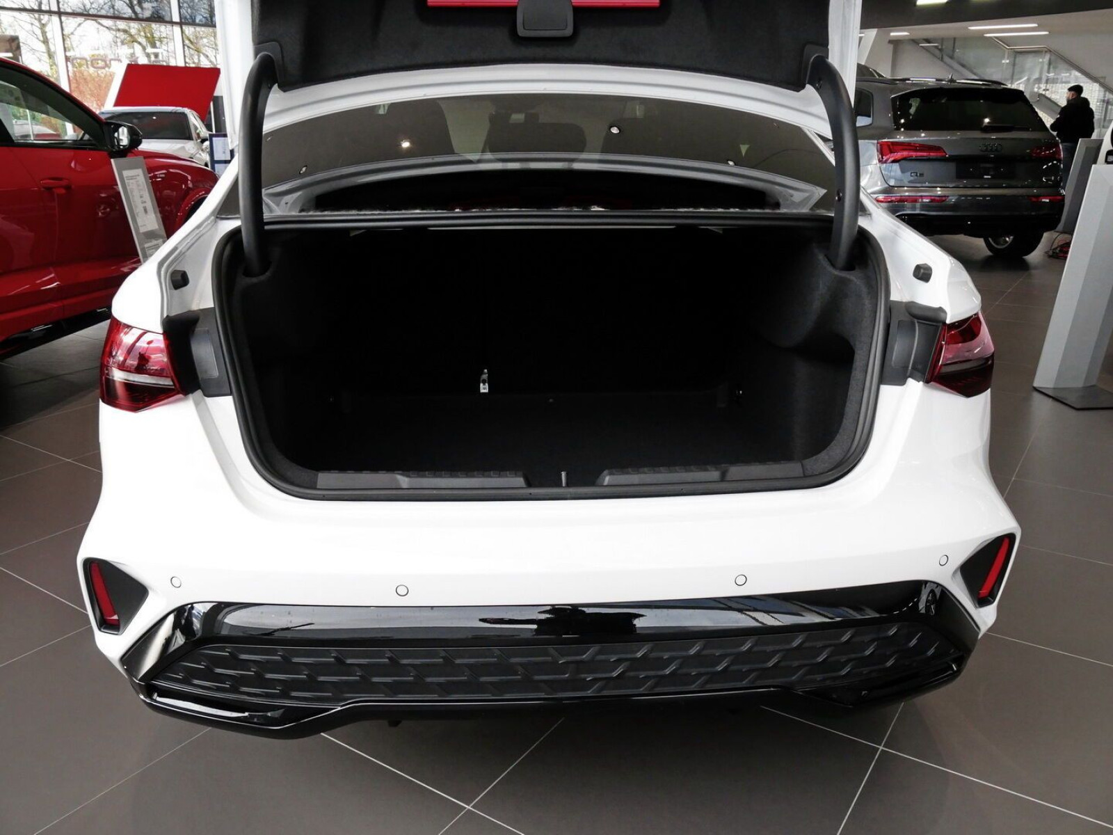 Audi - A3 Limousine_10