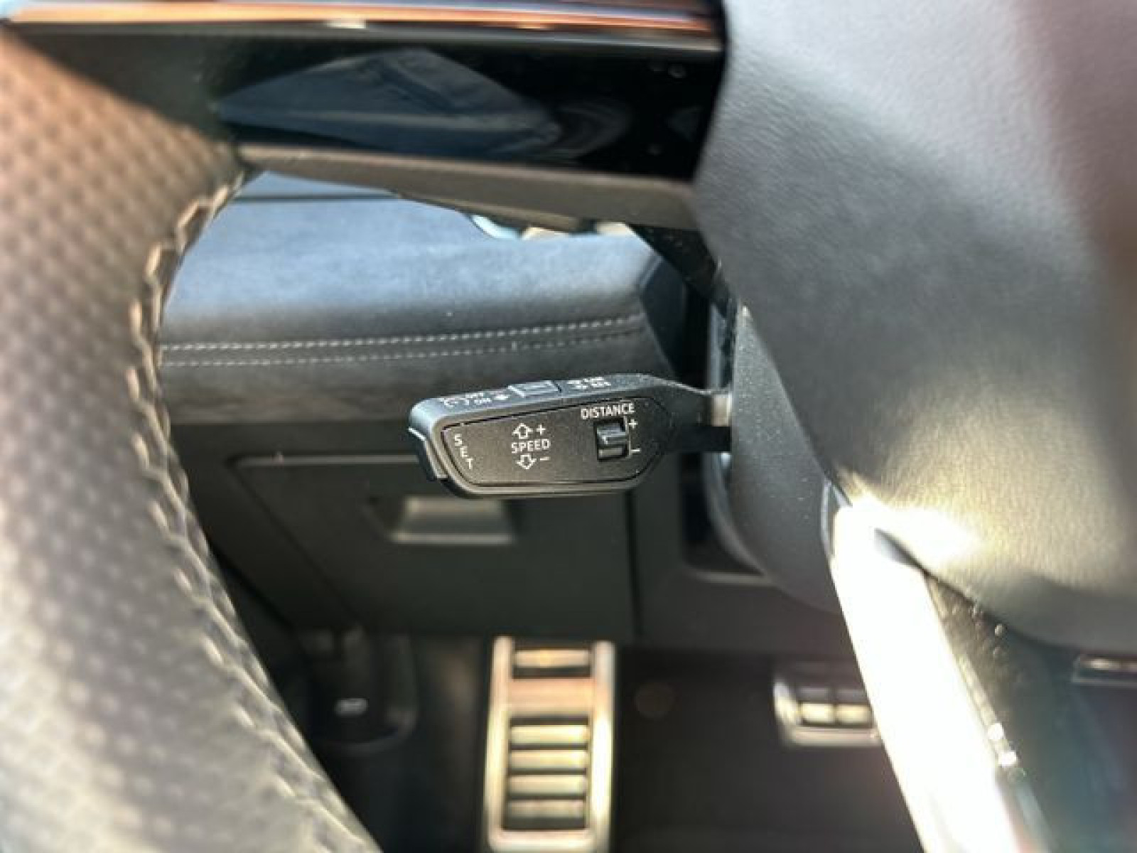 Audi - SQ6 SUV e-tron_27