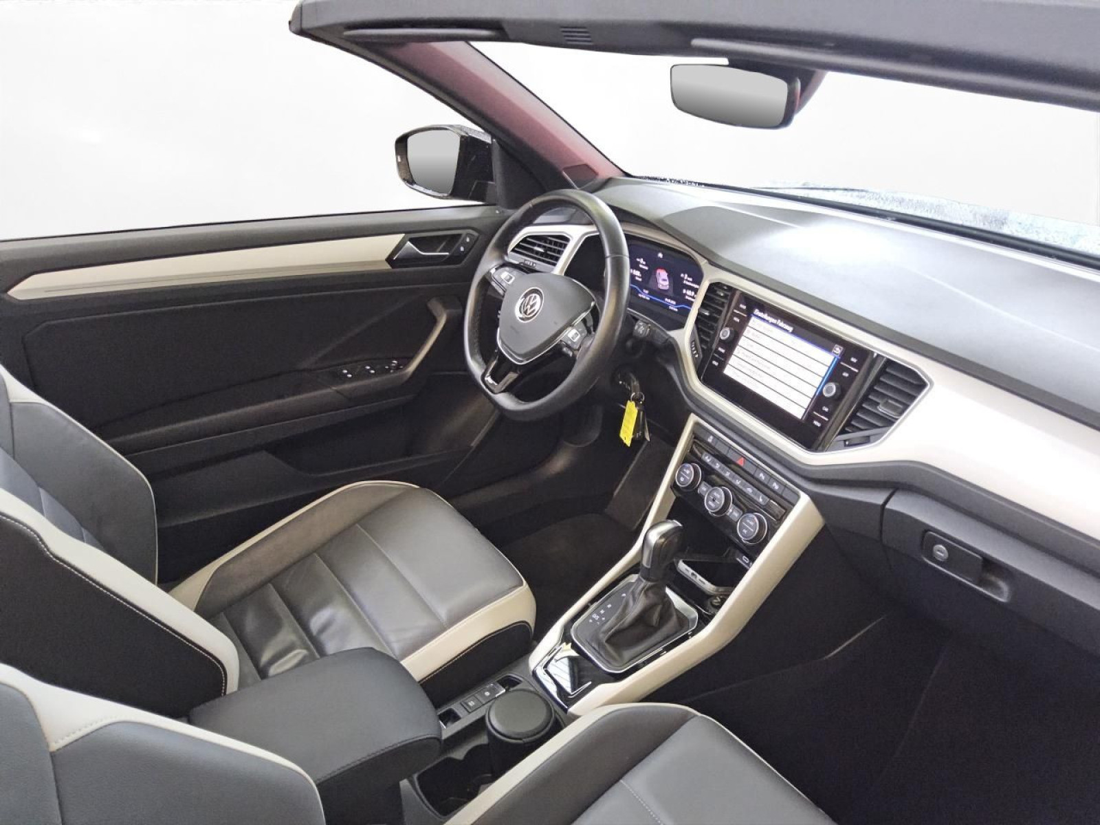 Volkswagen - T-Roc_5