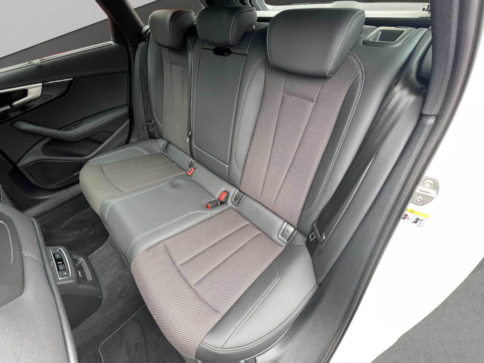 Audi - A4 Avant_18