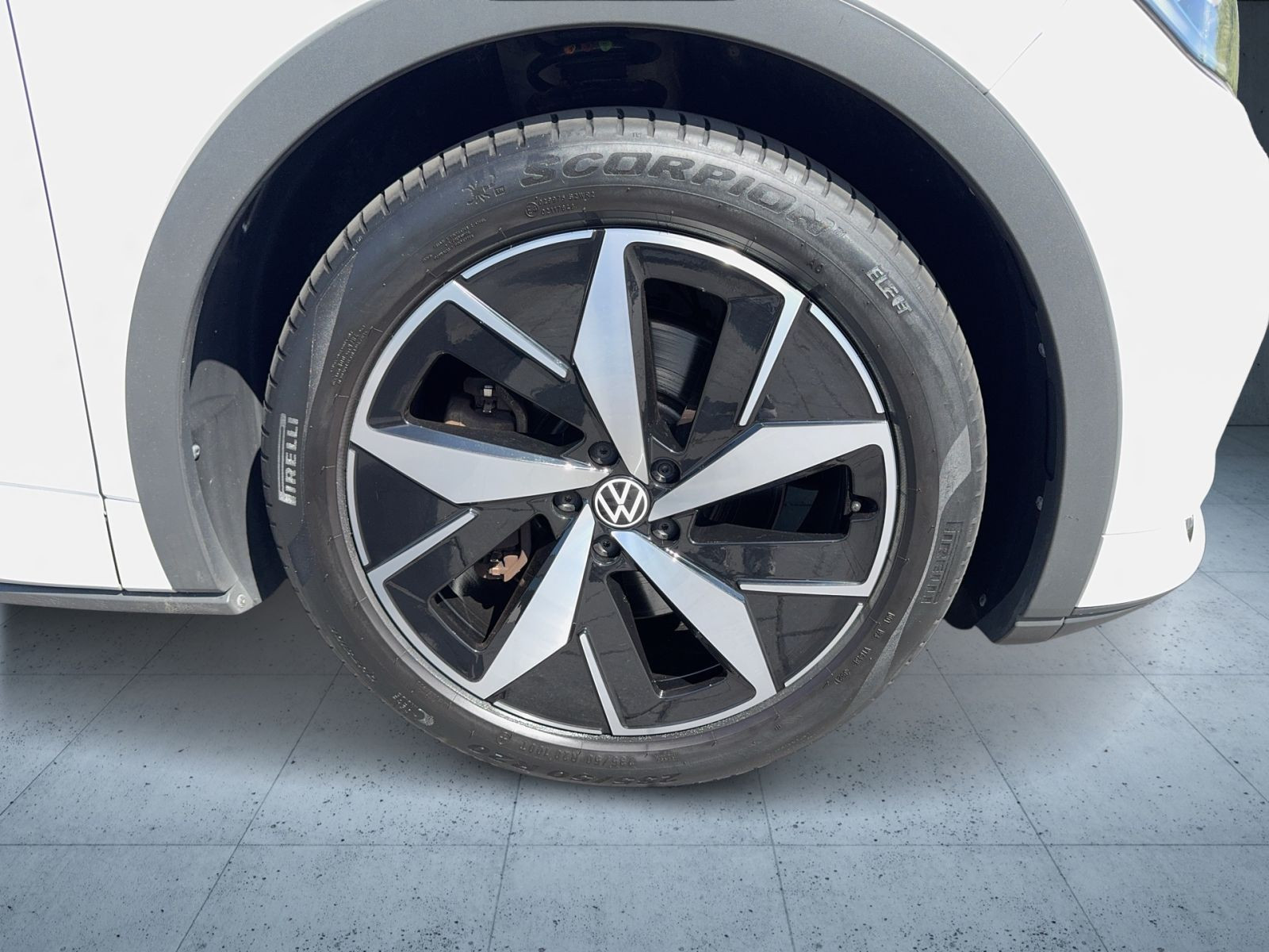 Volkswagen - ID.4_10