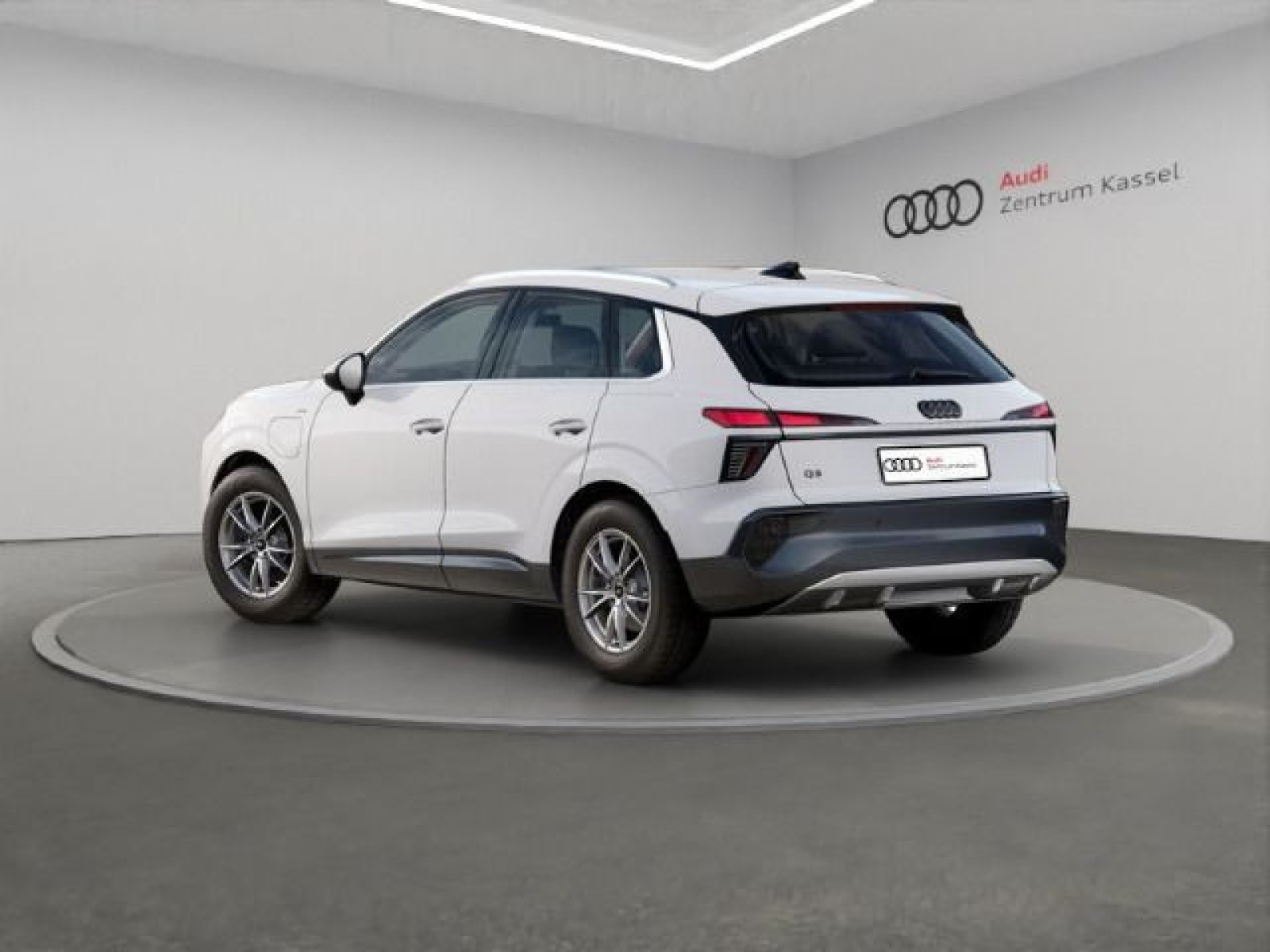 Audi - Q3_5