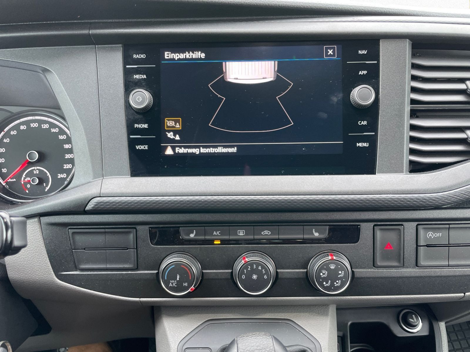 Volkswagen - T6.1 Kombi_12