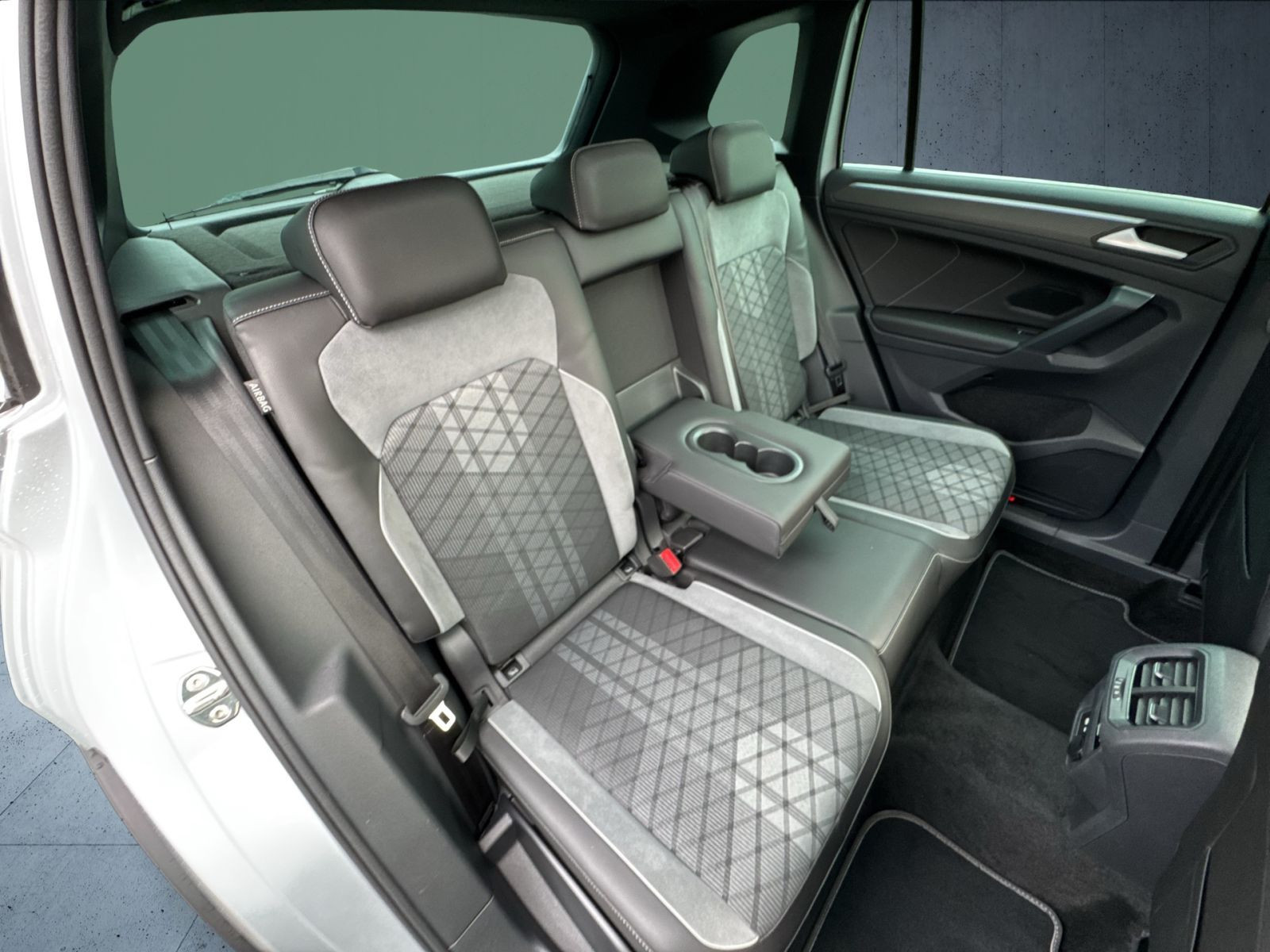 Volkswagen - Tiguan_19