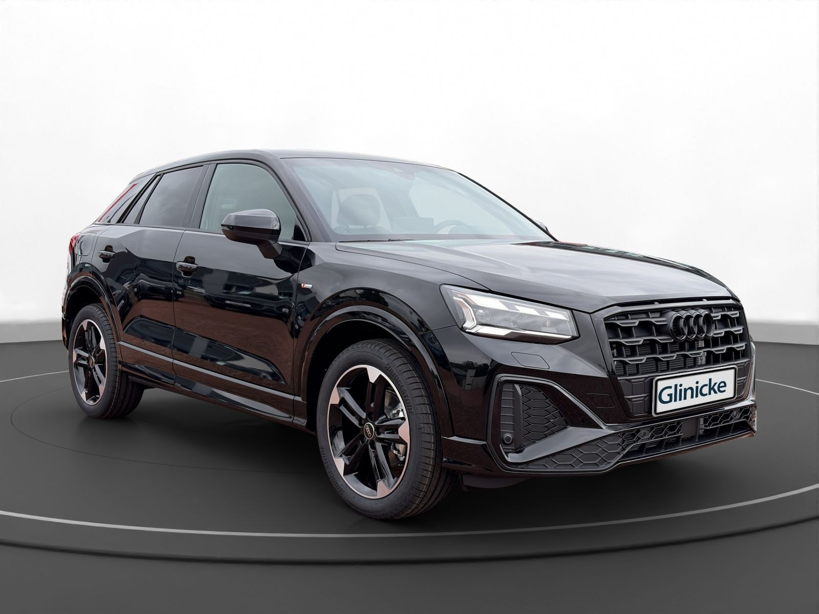 Audi - Q2_17