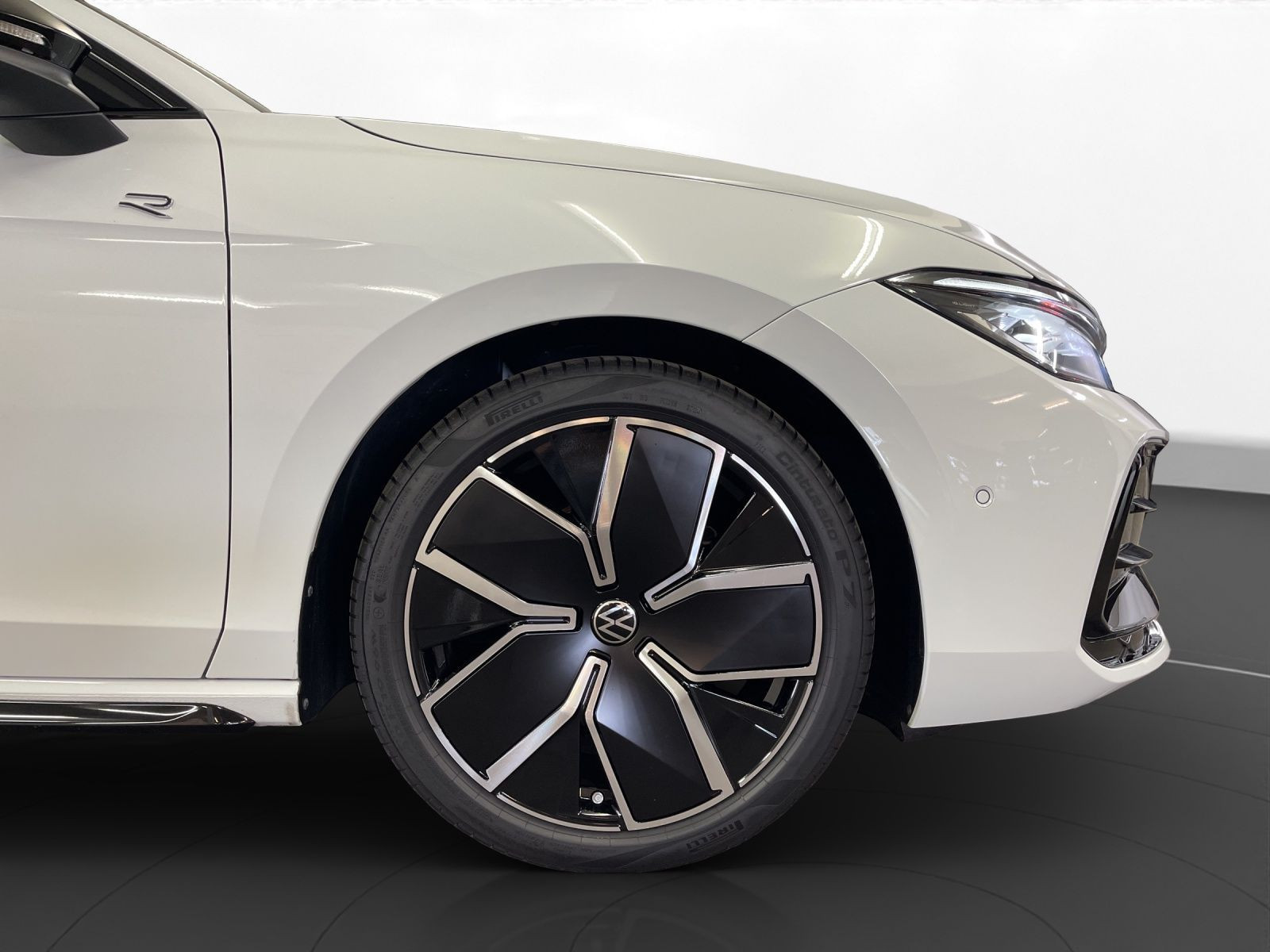 Volkswagen - Passat Variant_15