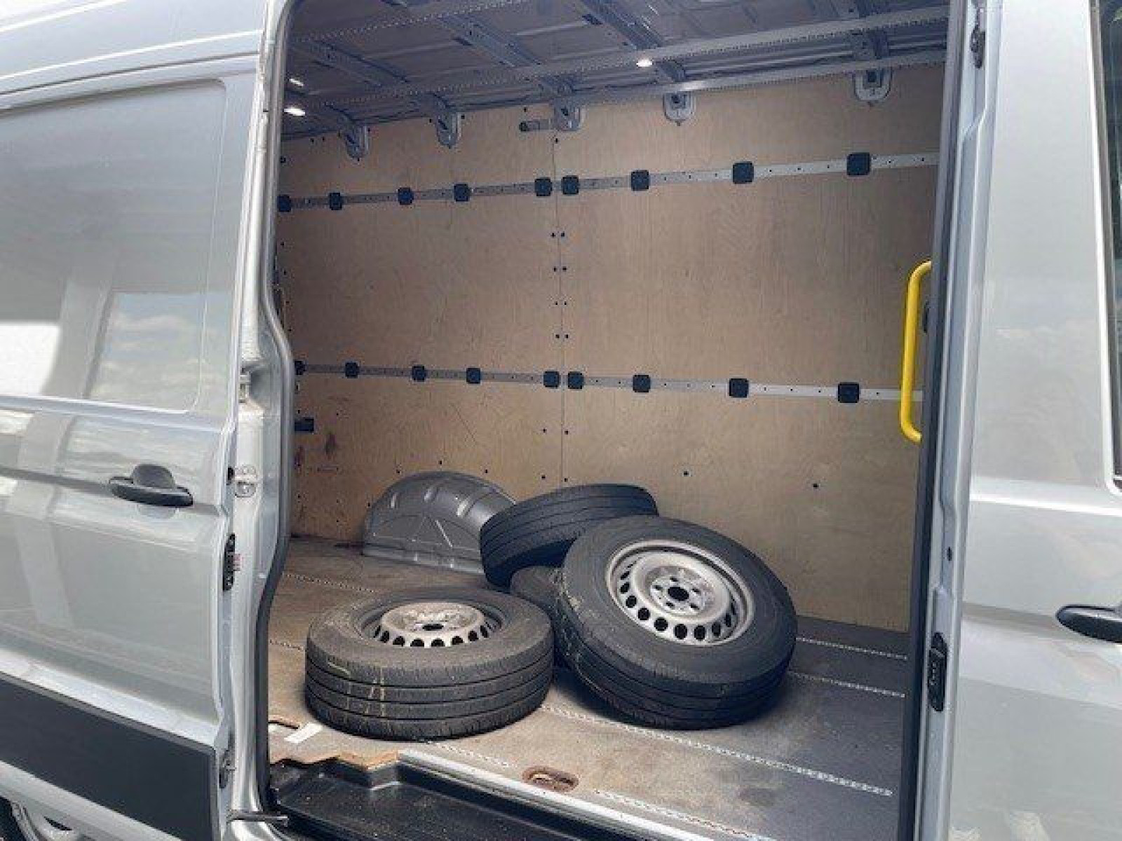 Volkswagen - Crafter_14
