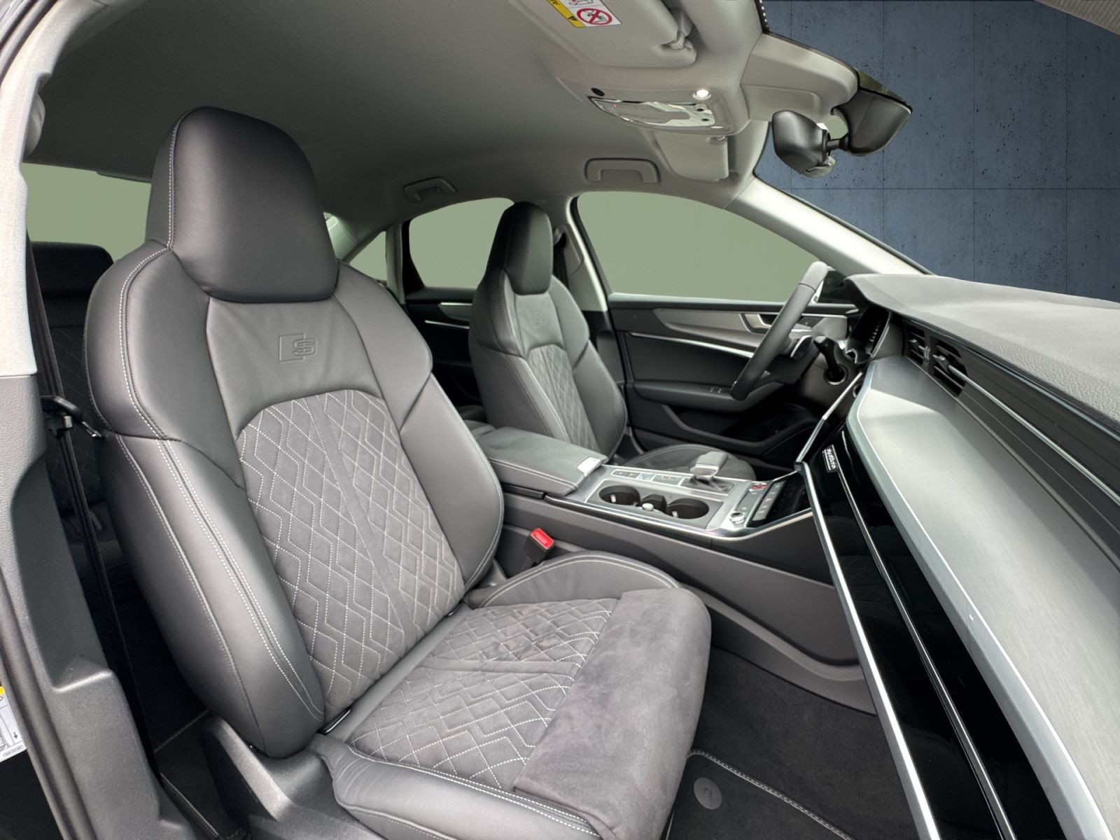 Audi - S6 Limousine_18