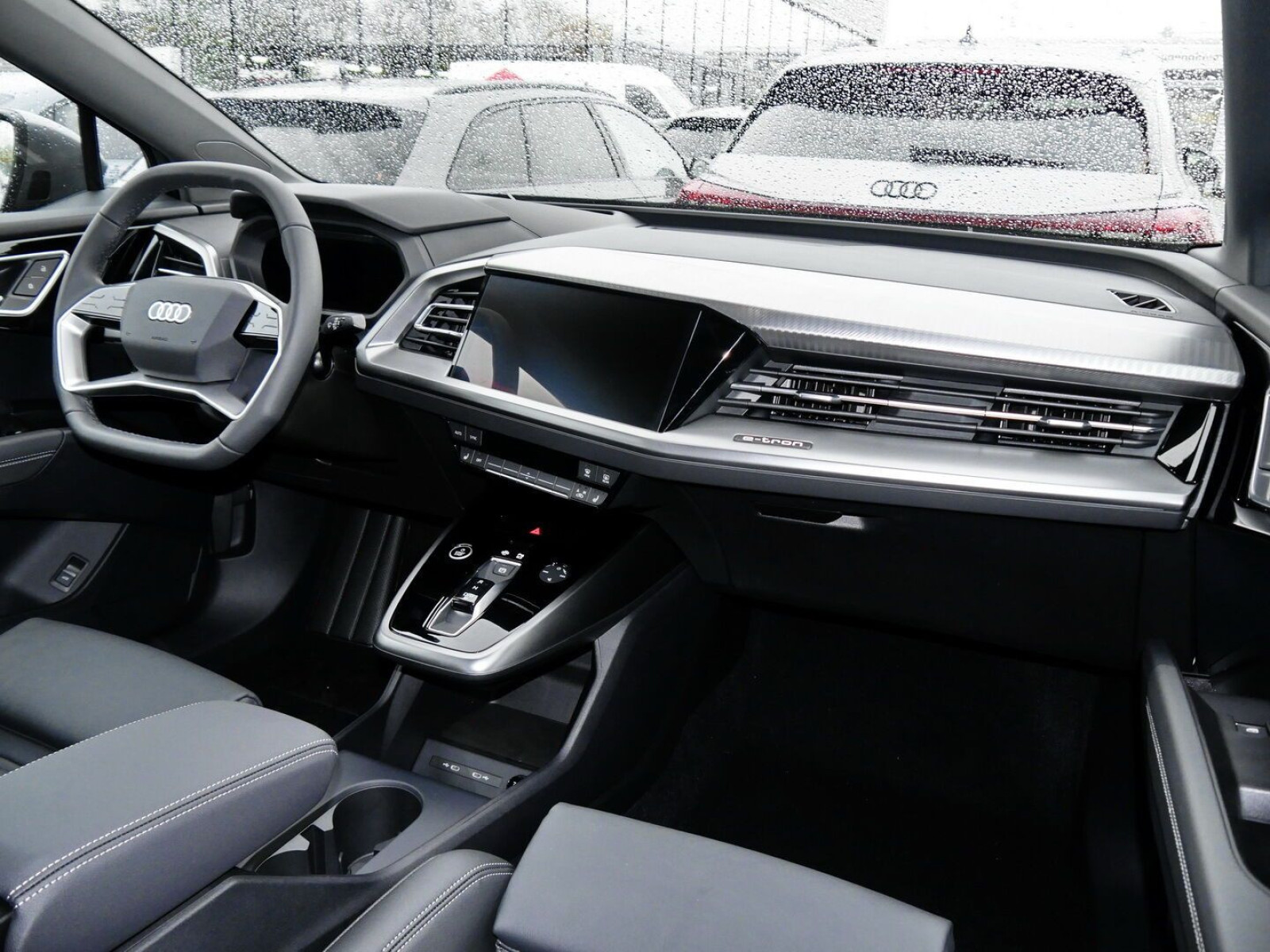 Audi - Q4 Sportback e-tron_6