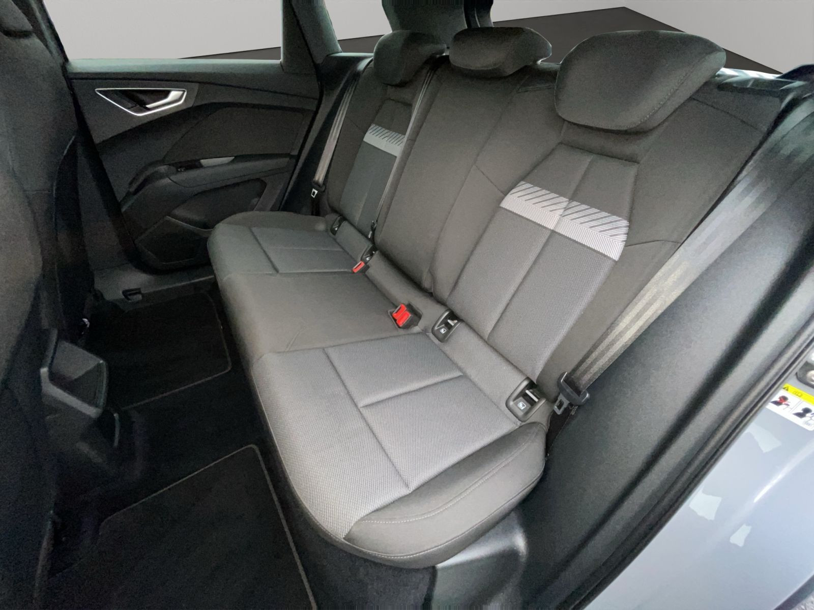 Audi - Q4_18