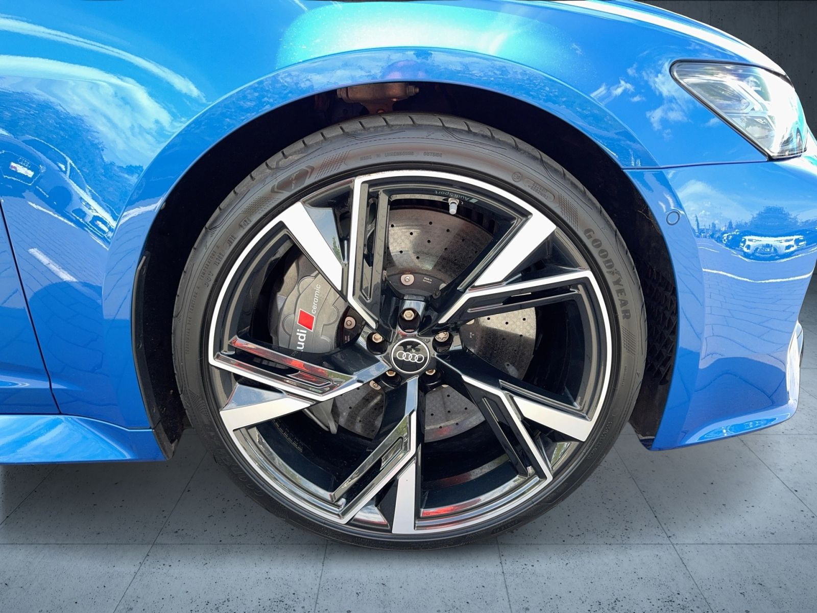 Audi - RS 6 Avant_9