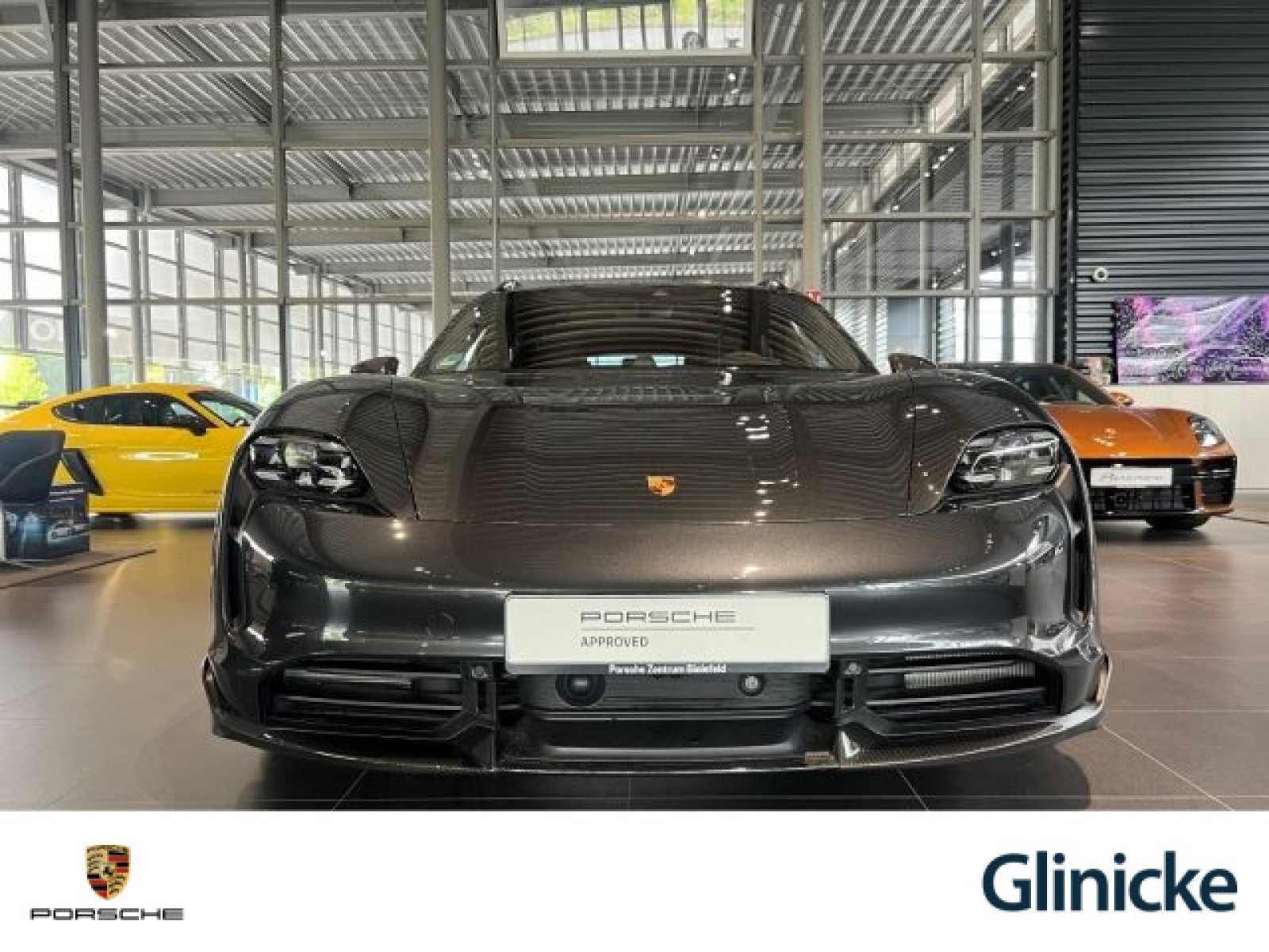 Porsche - Taycan_4