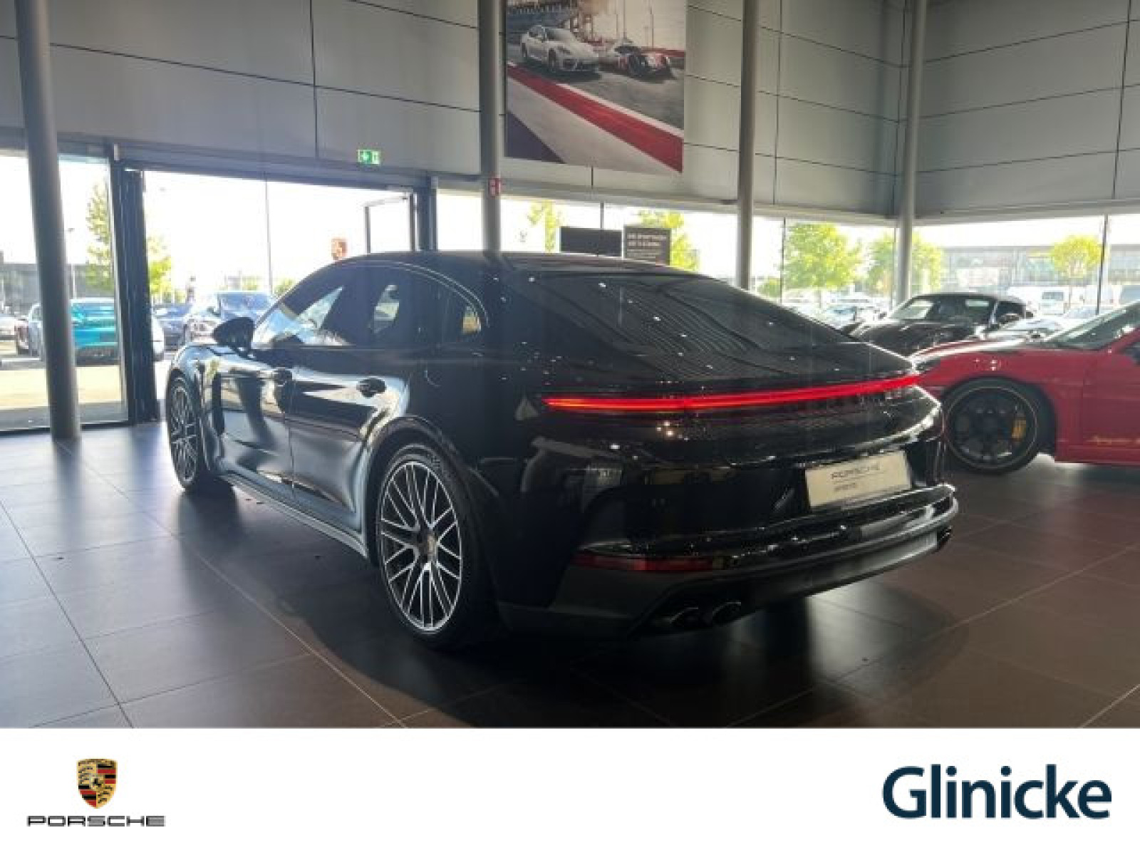 Porsche - Panamera_3