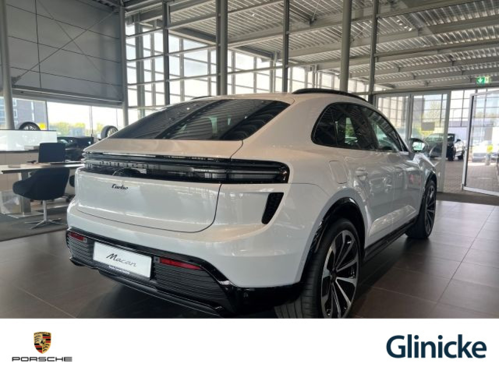 Porsche - Macan_8