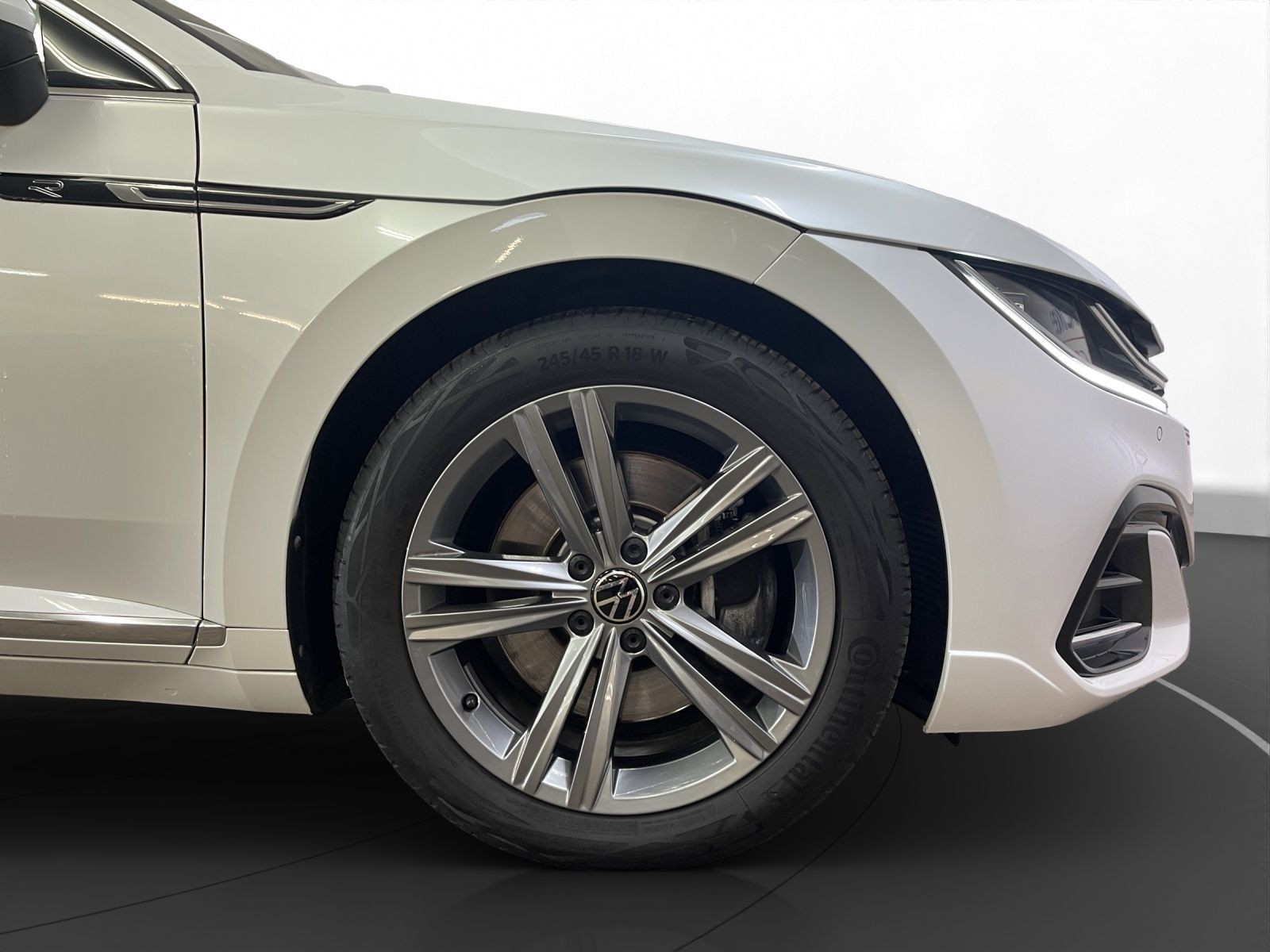 Volkswagen - Arteon_14