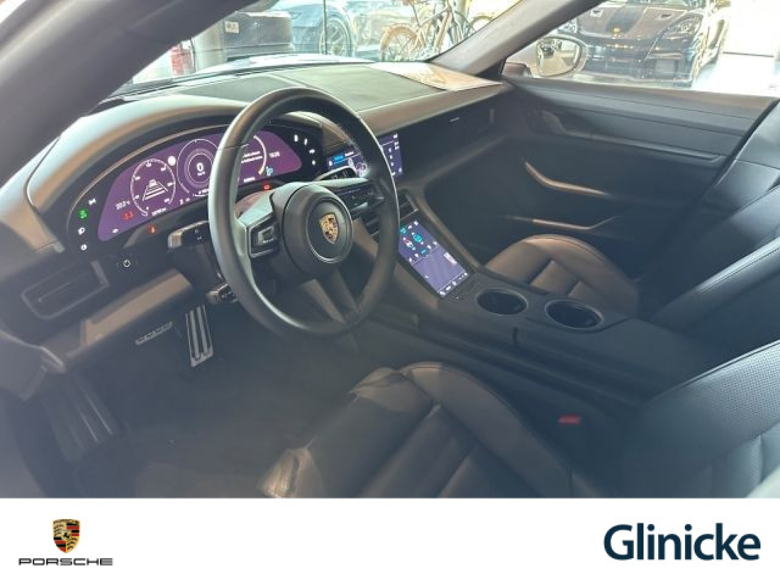 Porsche - Taycan_18