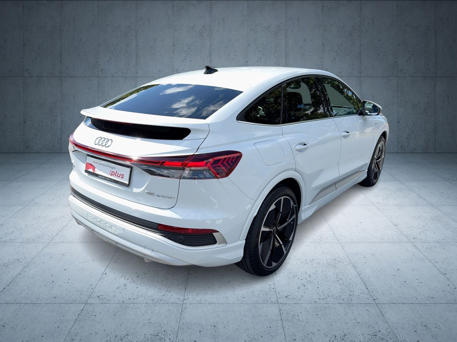 Audi - Q4 Sportback e-tron_7