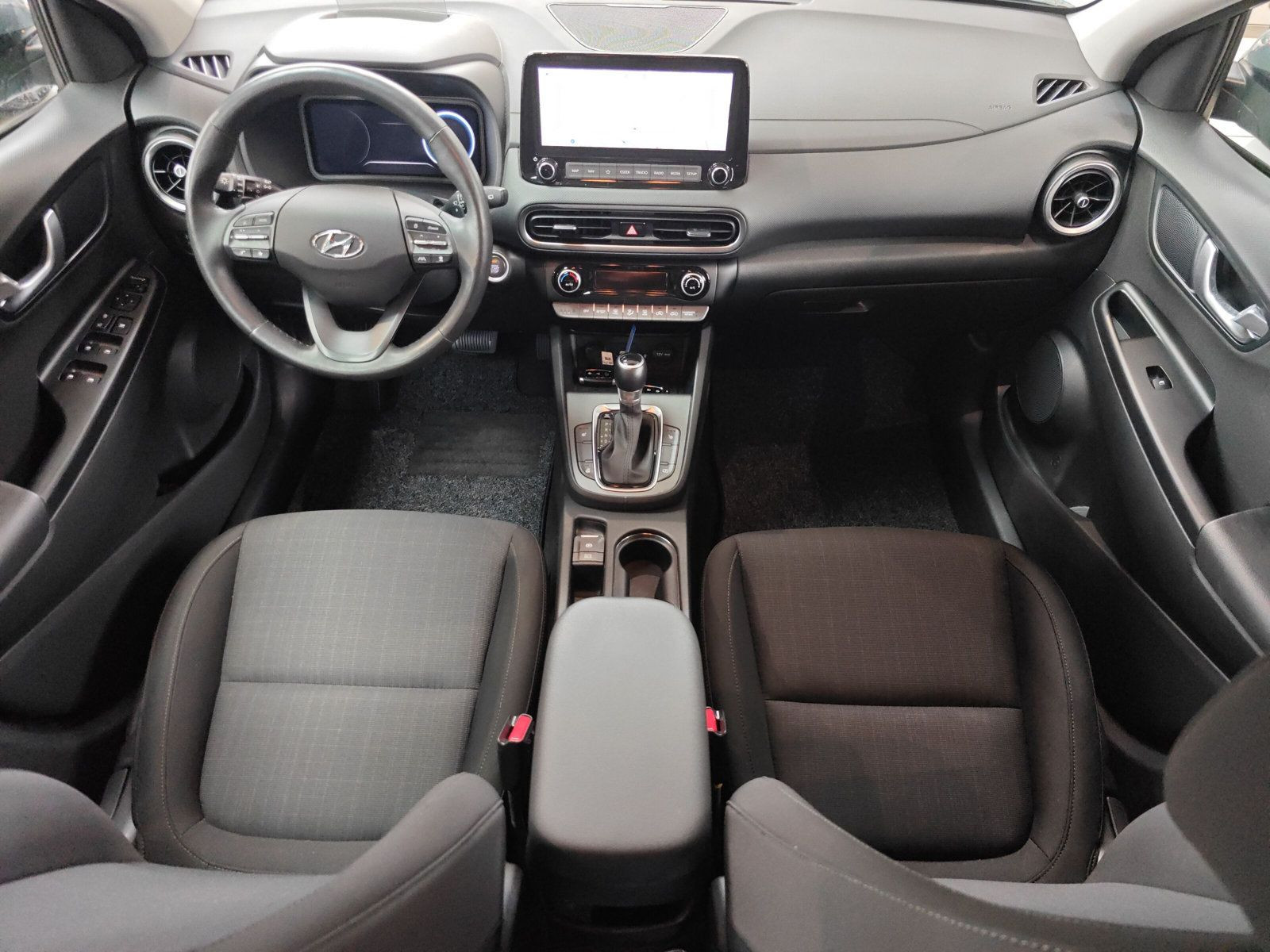 Hyundai - Kona_8