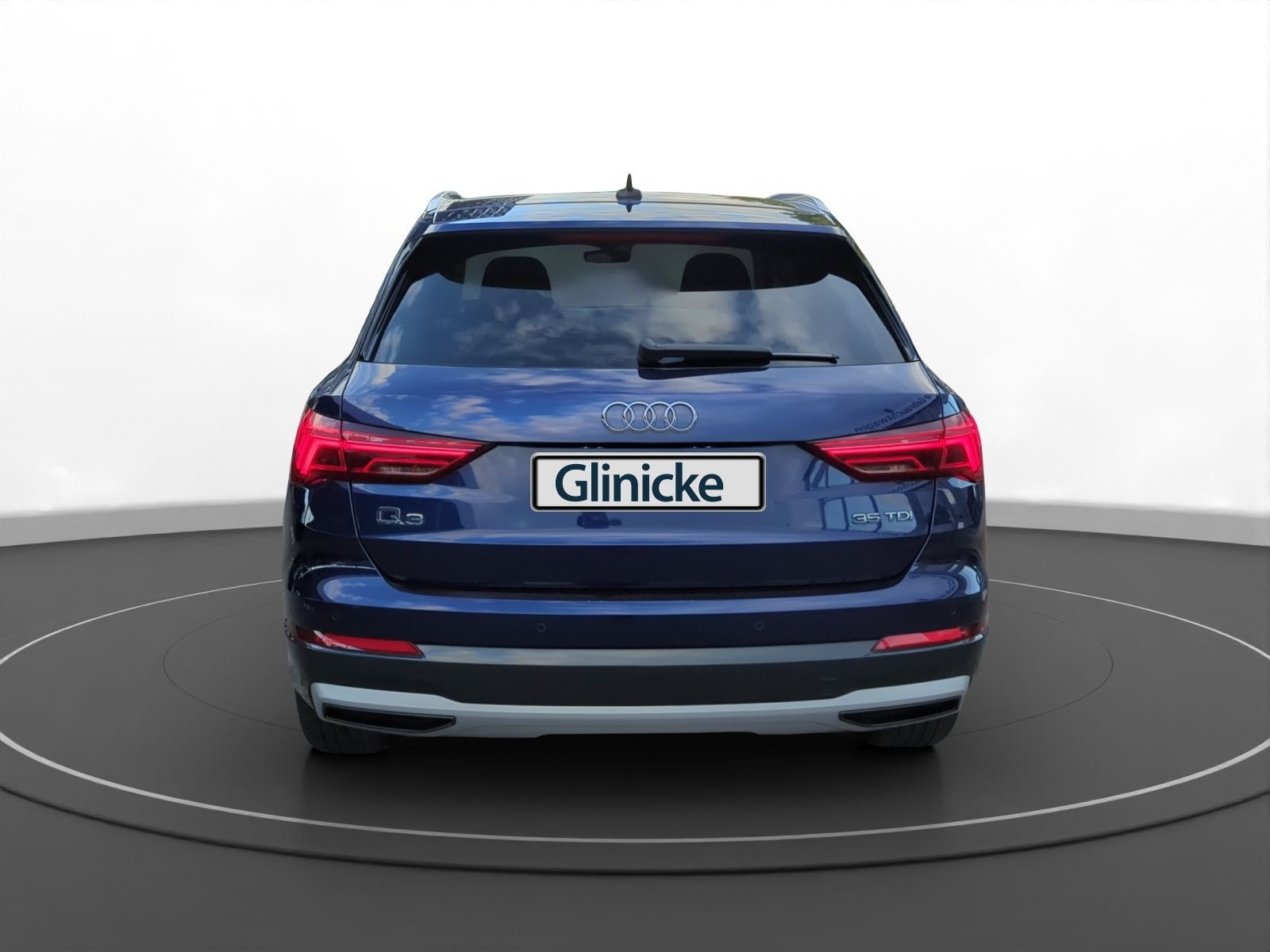 Audi - Q3_9