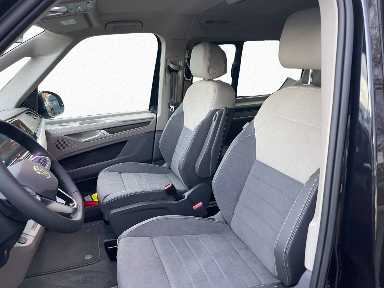 Volkswagen - Multivan_10