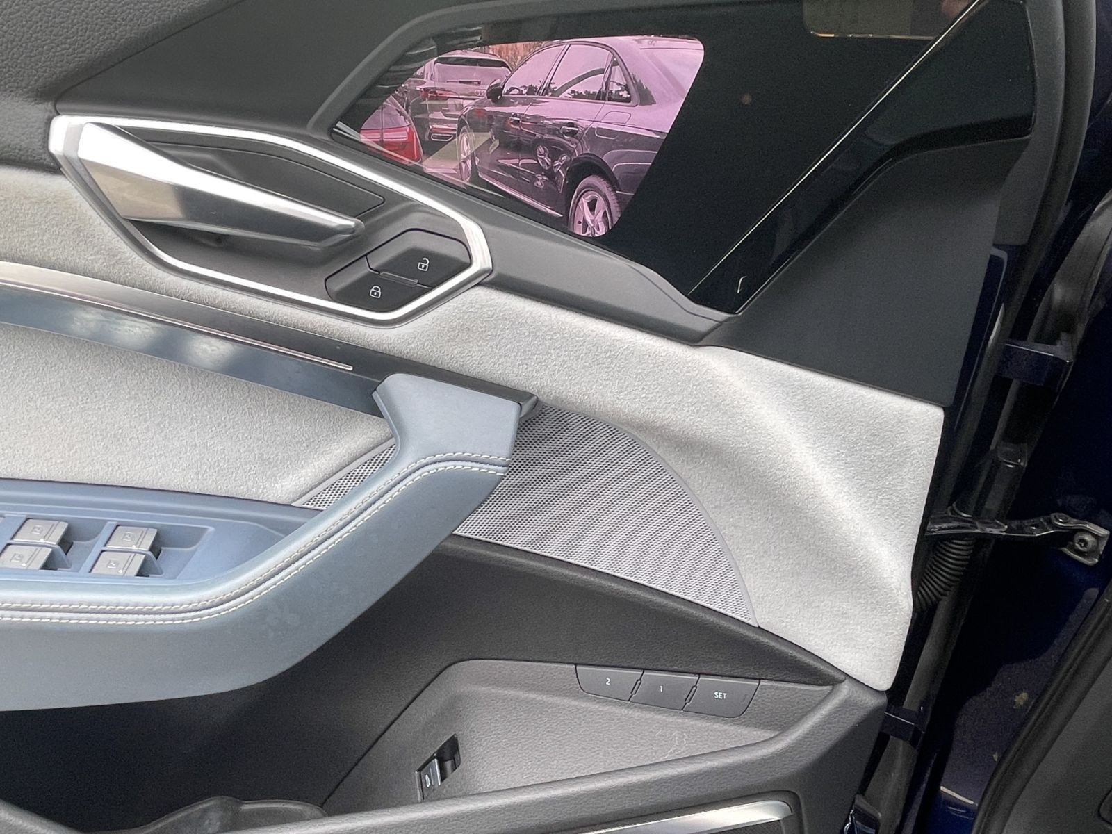 Audi - e-tron Sportback_24