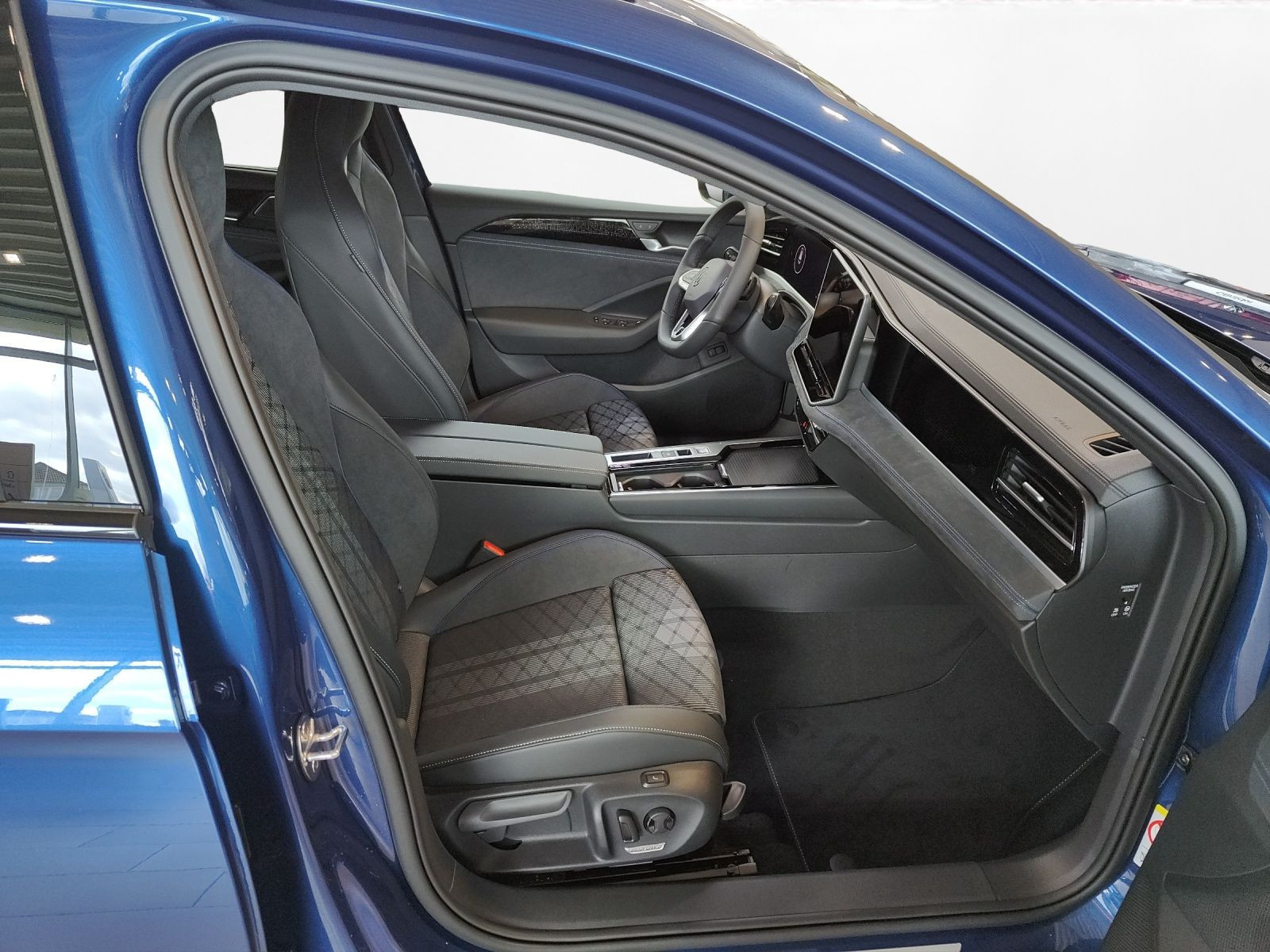 Volkswagen - Passat_14