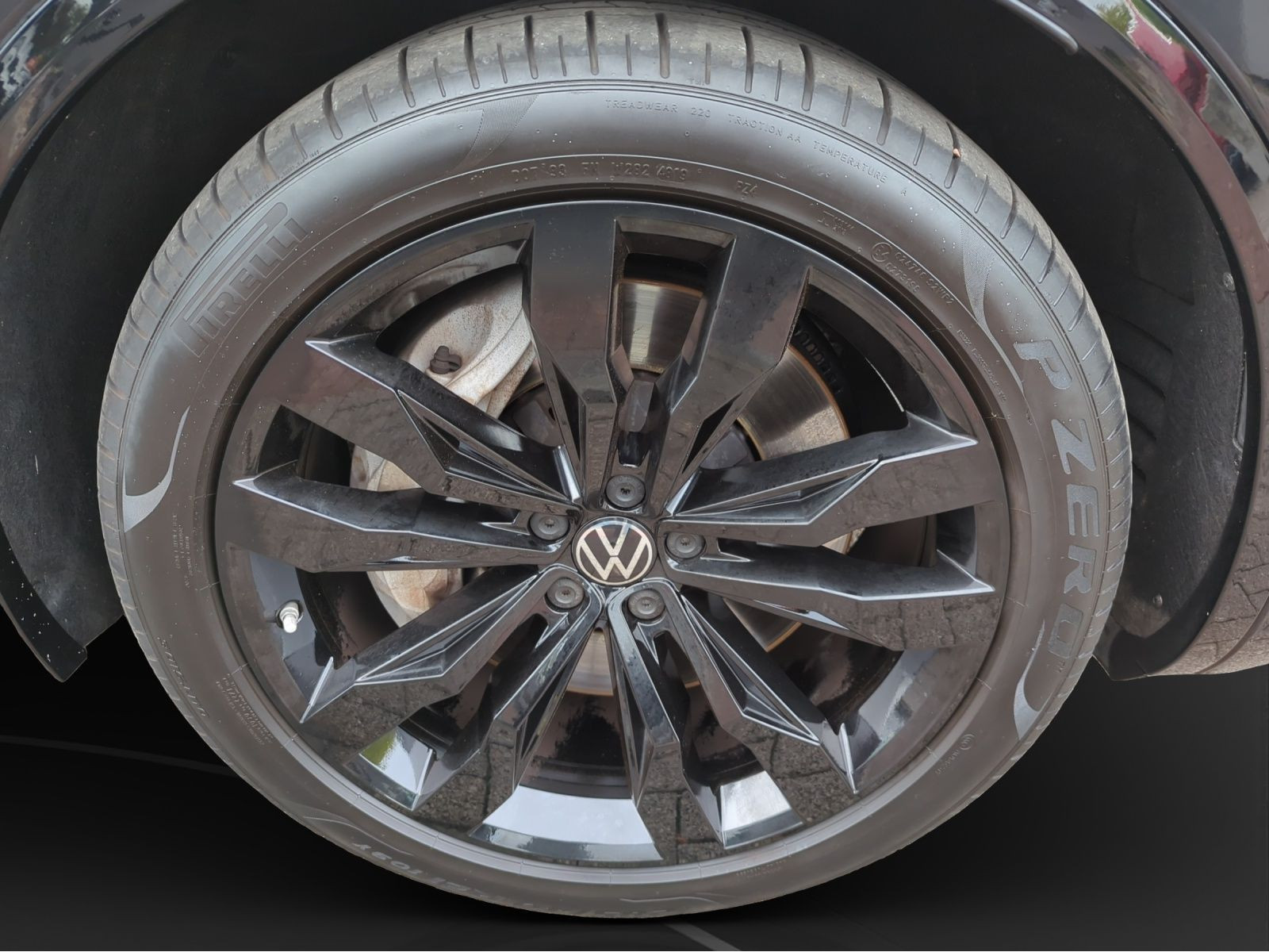 Volkswagen - Touareg_14