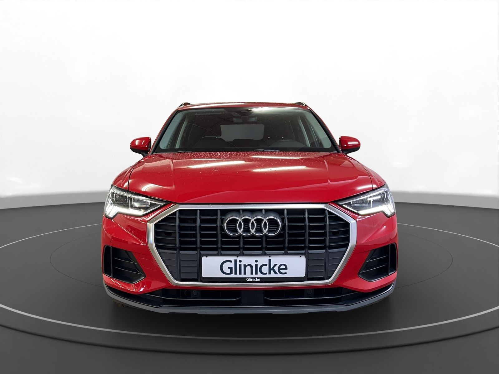 Audi - Q3_2