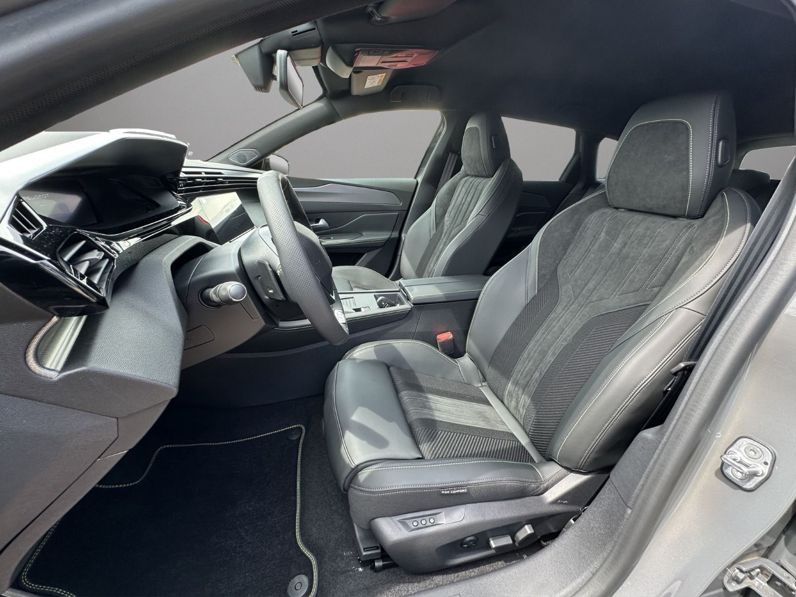 Peugeot - 308_9