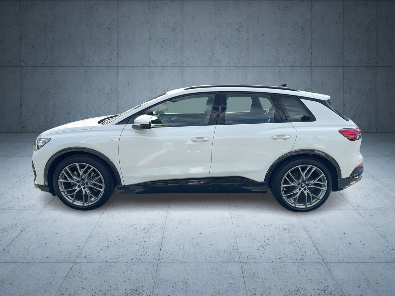 Audi - Q4 e-tron_2 Audi - Q4 e-tron_2