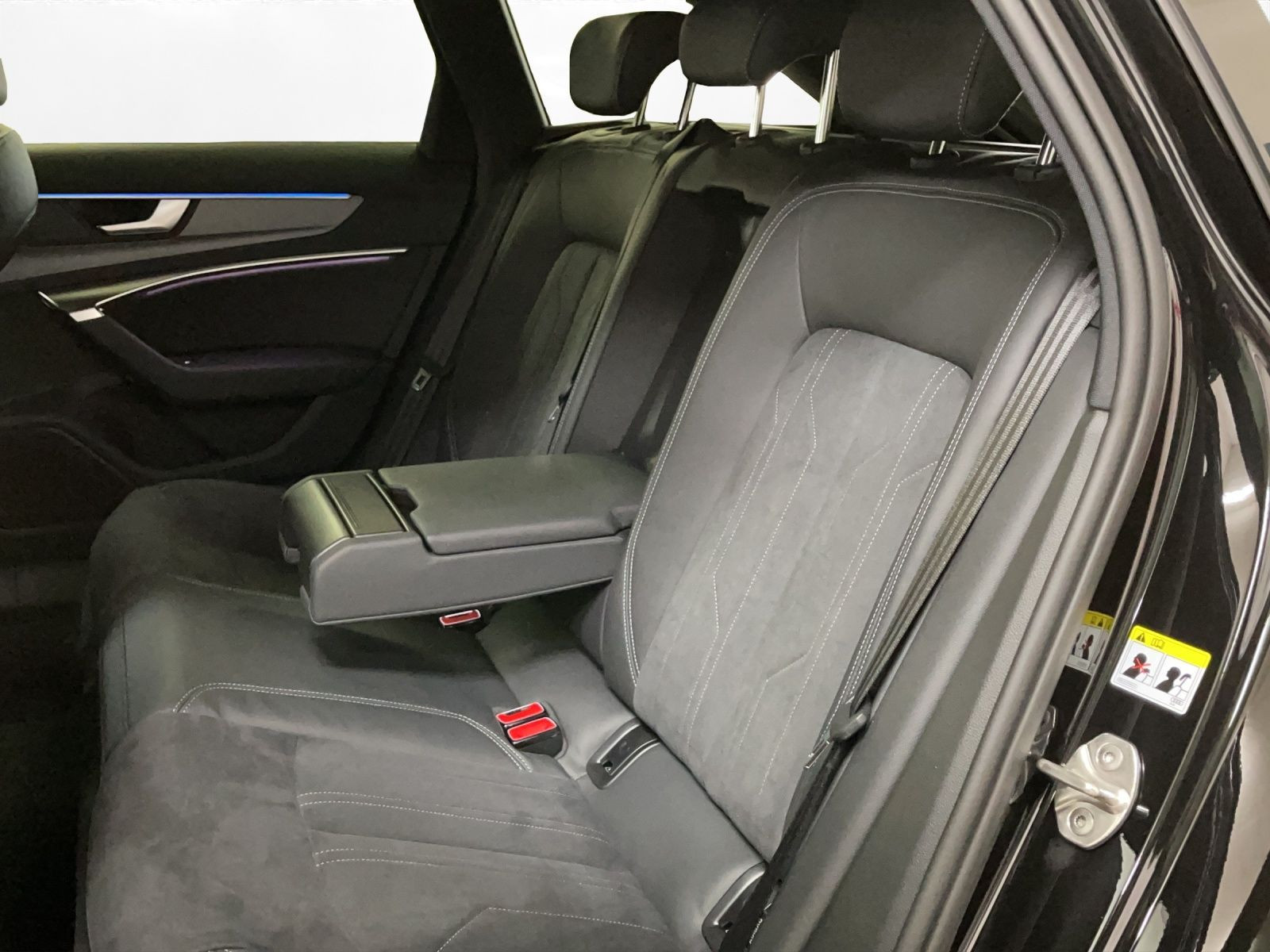 Audi - A6 Avant_18