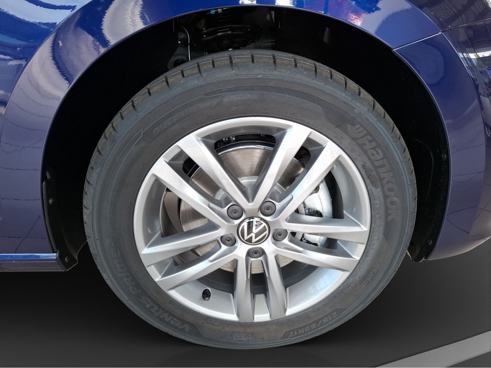 Volkswagen - Touran_14