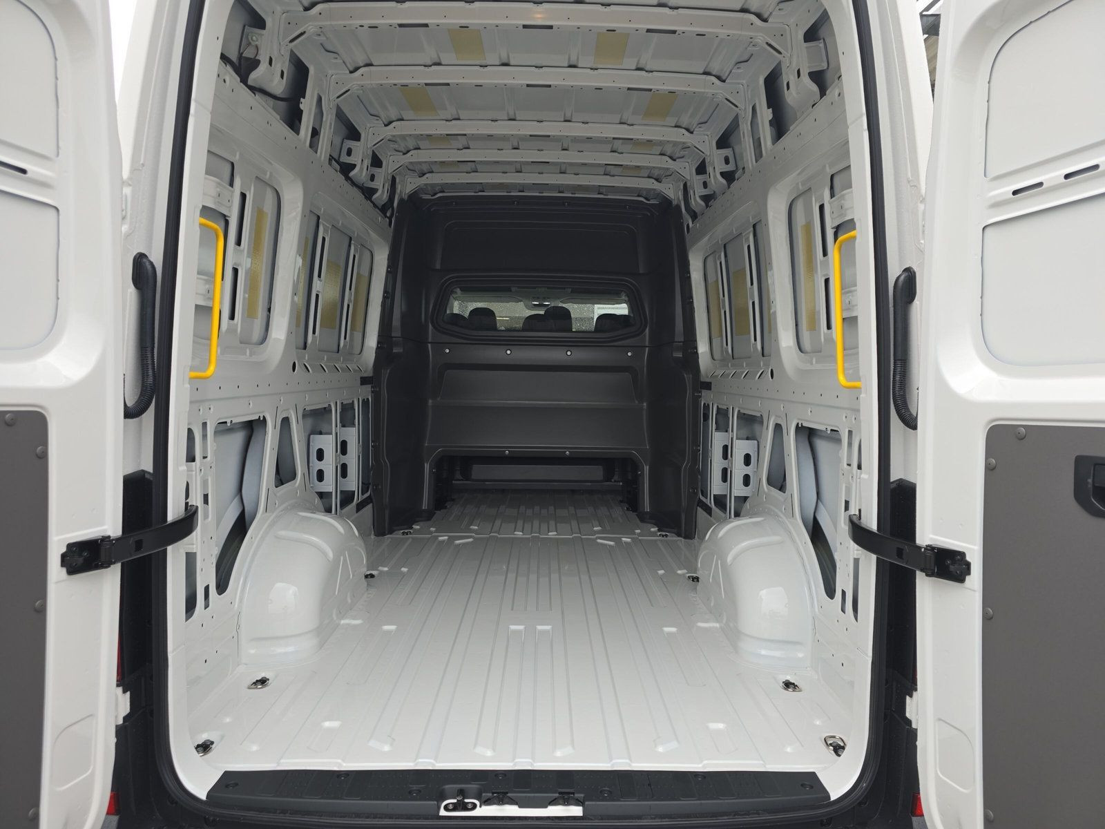 Volkswagen - Crafter_7