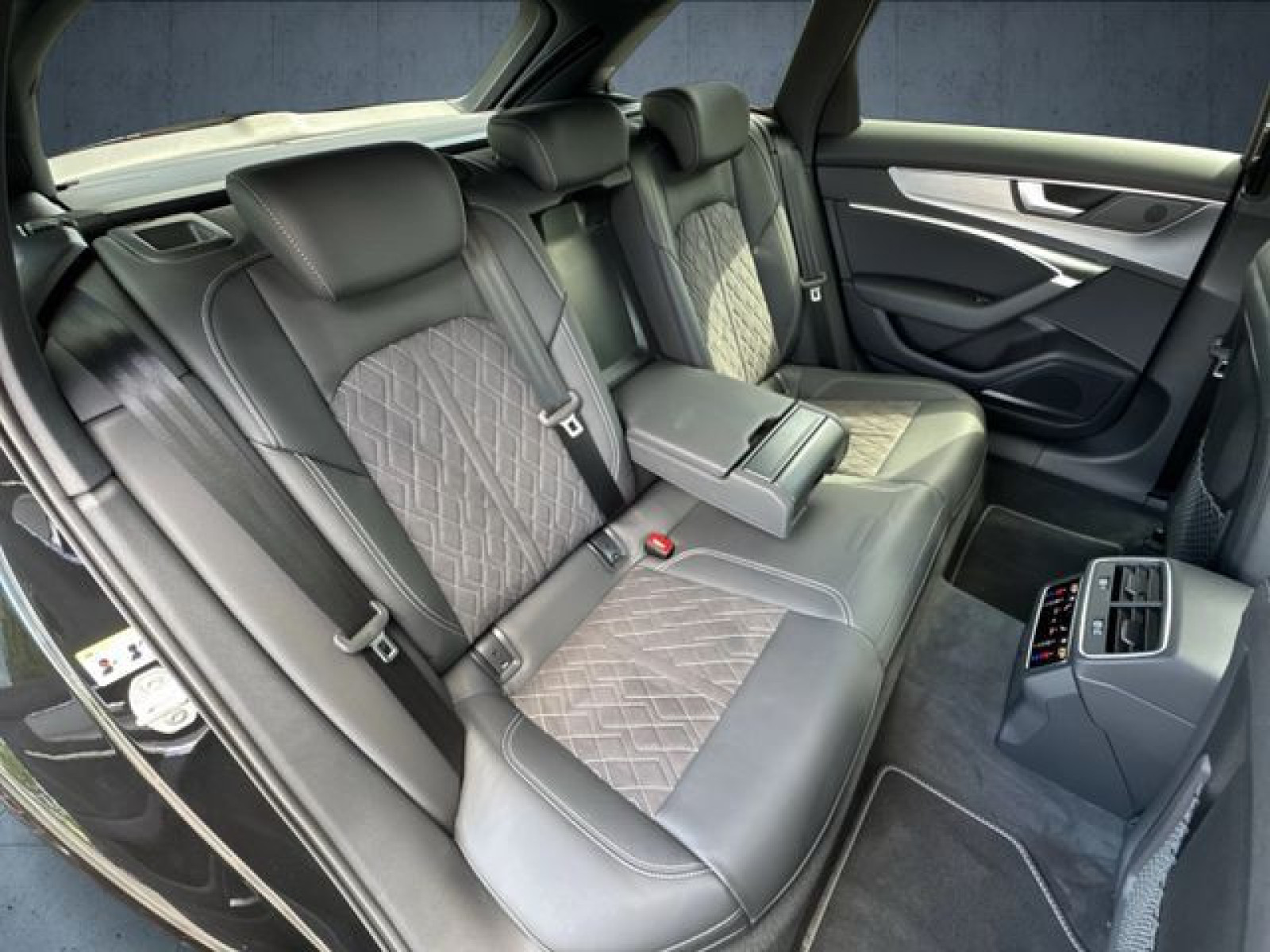 Audi - S6 Avant_18 Audi - S6 Avant_18