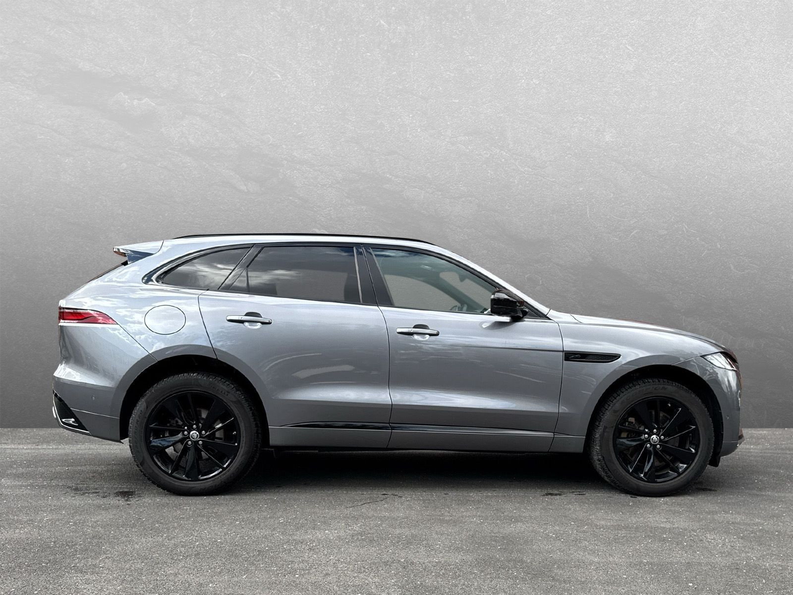 Jaguar - F-Pace_6